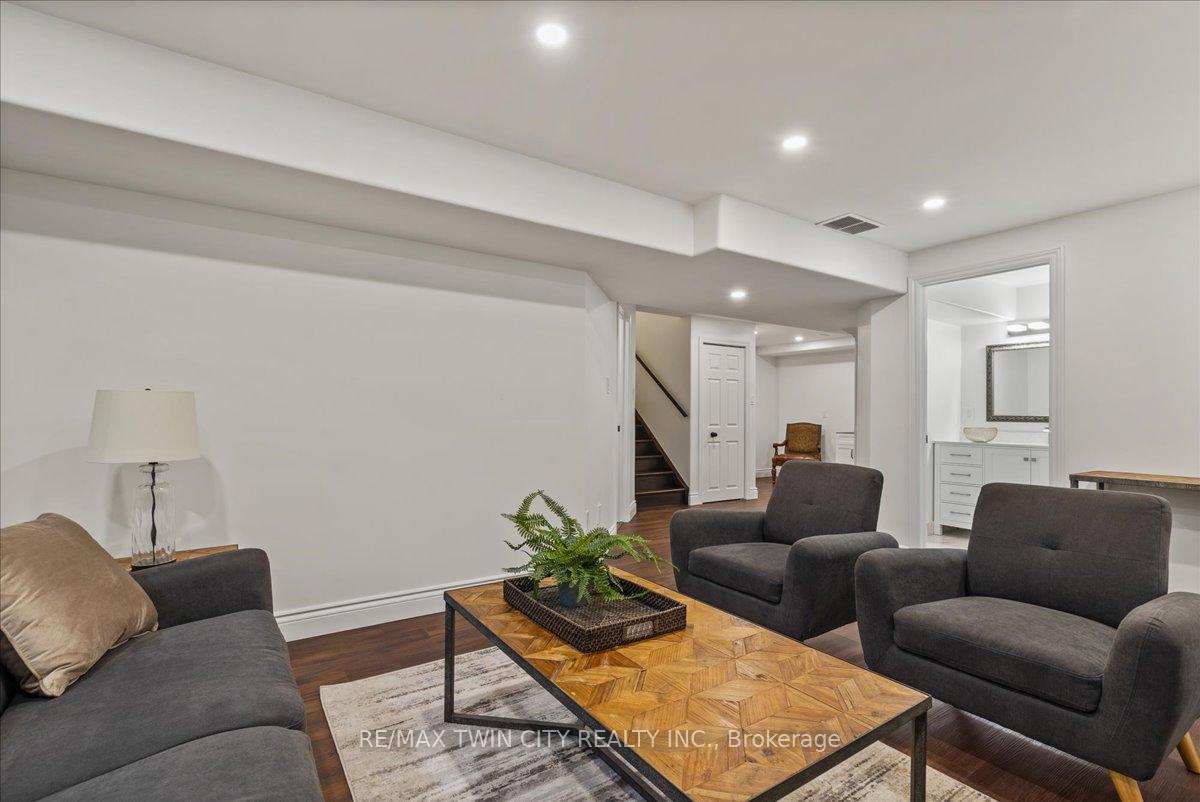 Photo 32 of 118 Banffshire Street, Kitchener, Huron Park — HOMEH