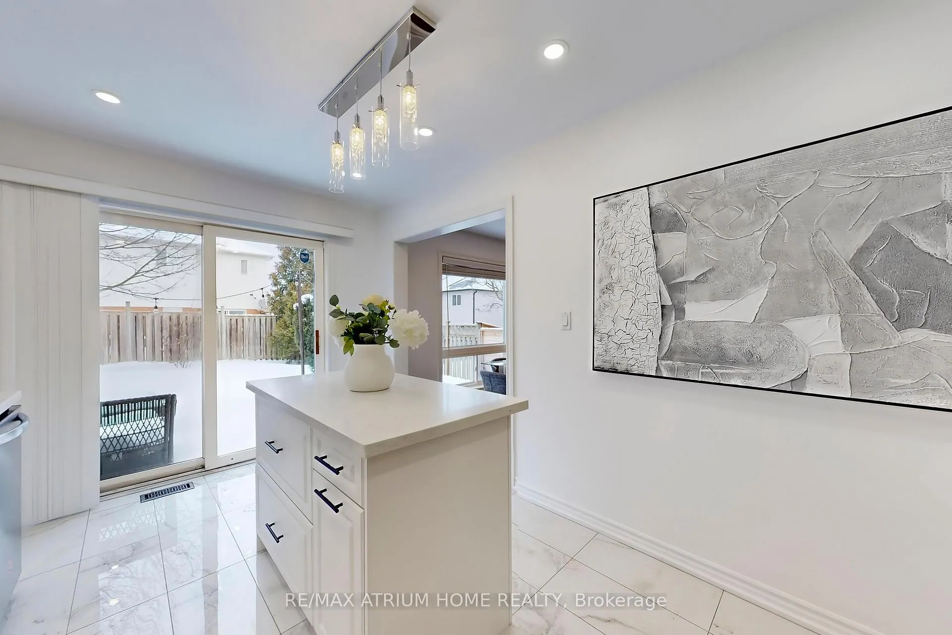 Photo 12 of 24 Castle Green Drive, Whitby, Rolling Acres — HOMEH
