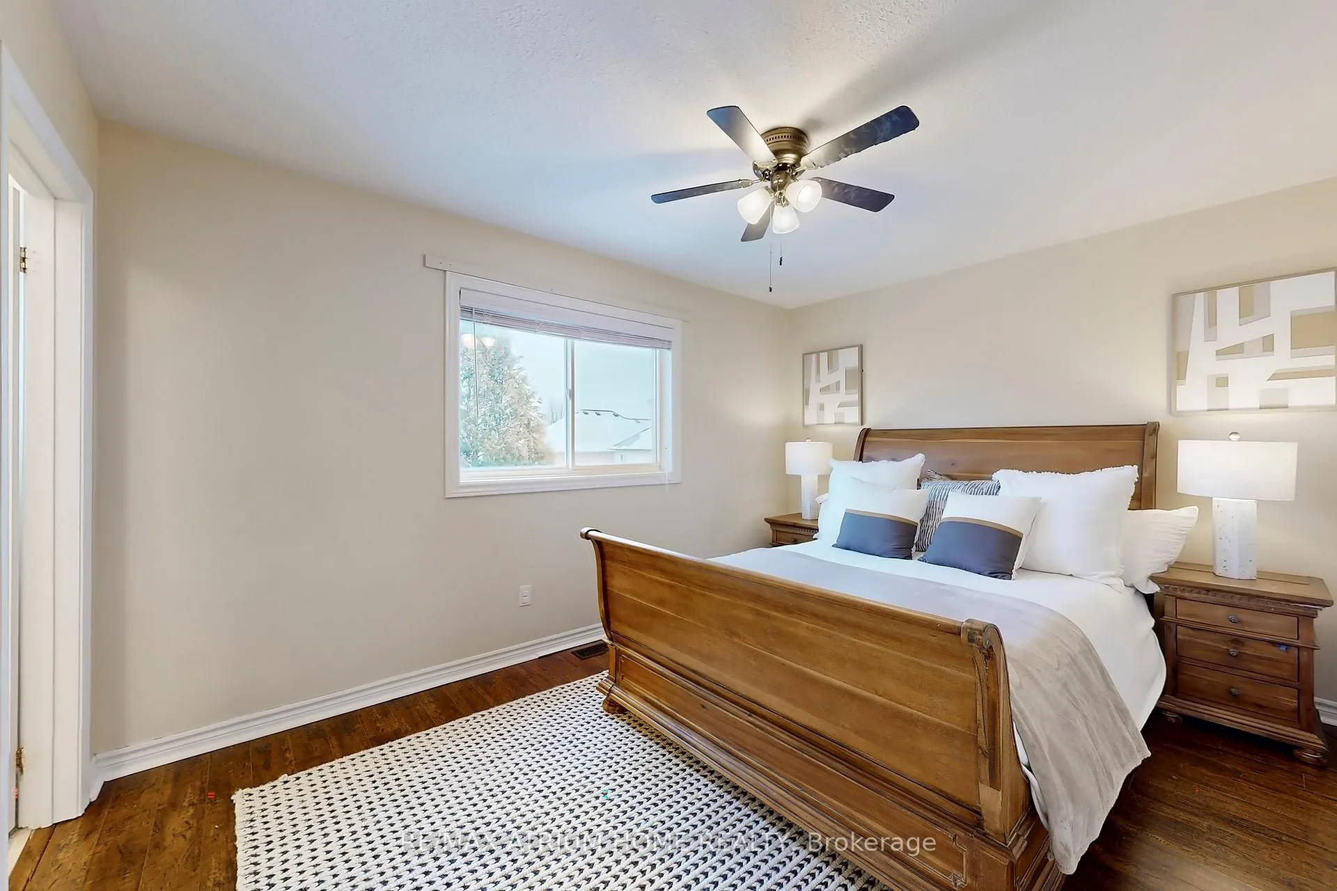 Photo 27 of 24 Castle Green Drive, Whitby, Rolling Acres — HOMEH