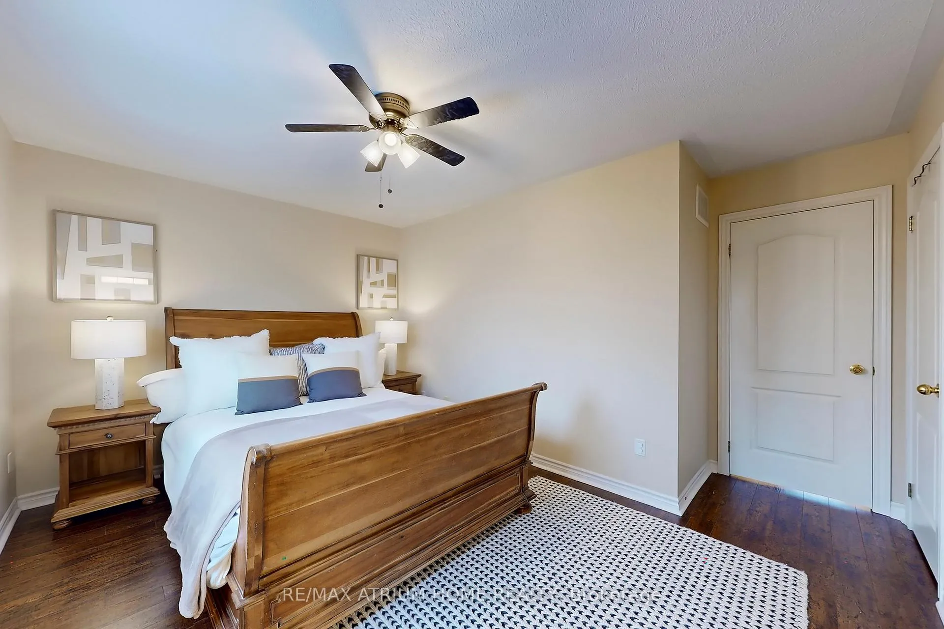 Photo 30 of 24 Castle Green Drive, Whitby, Rolling Acres — HOMEH