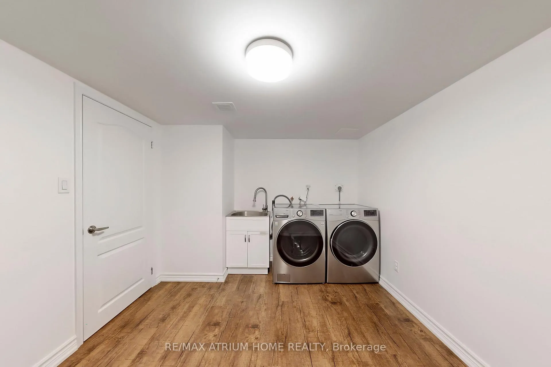 Photo 47 of 24 Castle Green Drive, Whitby, Rolling Acres — HOMEH