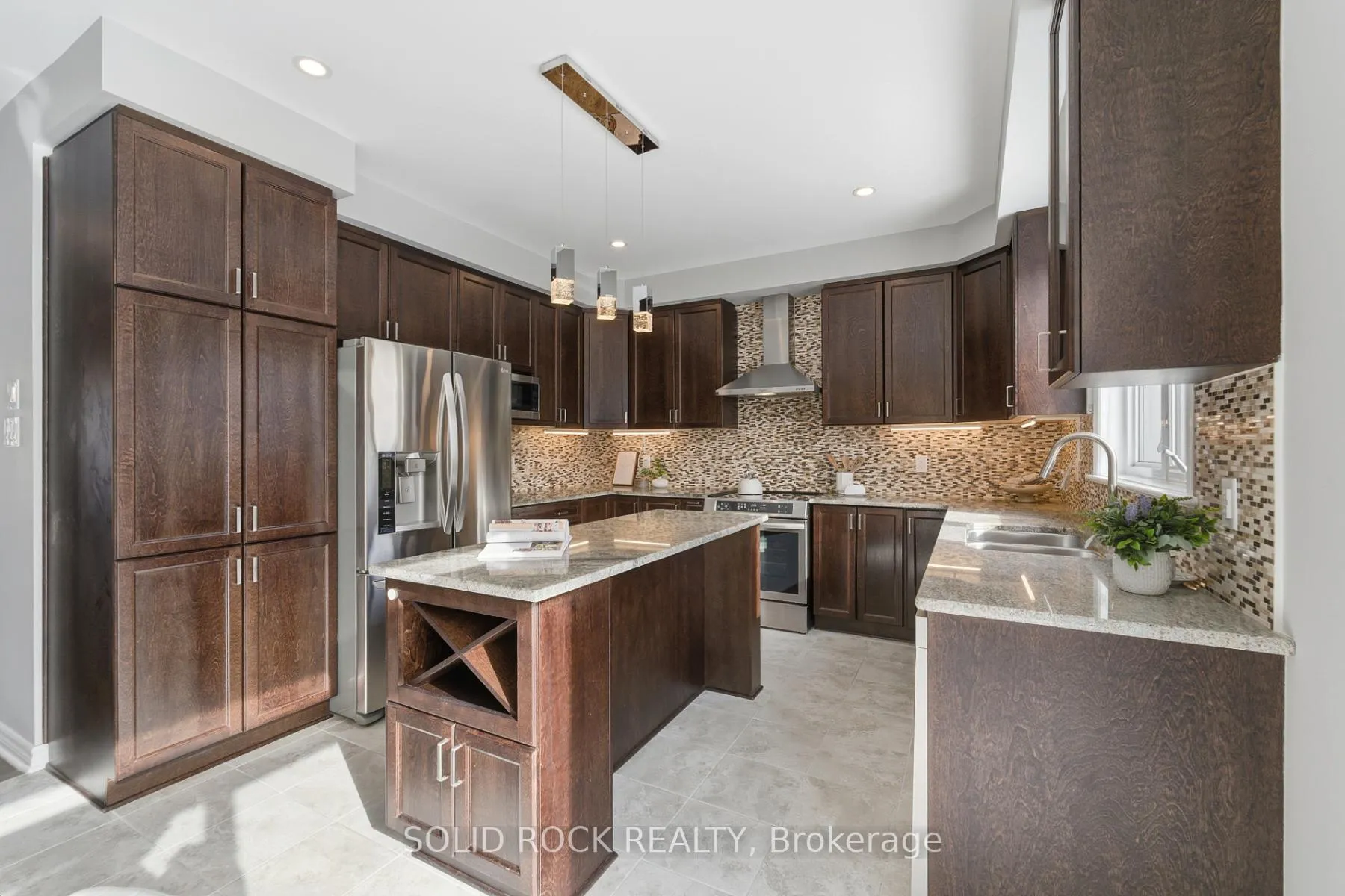 Photo 16 of 520 Elm Park Avenue, Ottawa, Barrhaven - Longfields — HOMEH