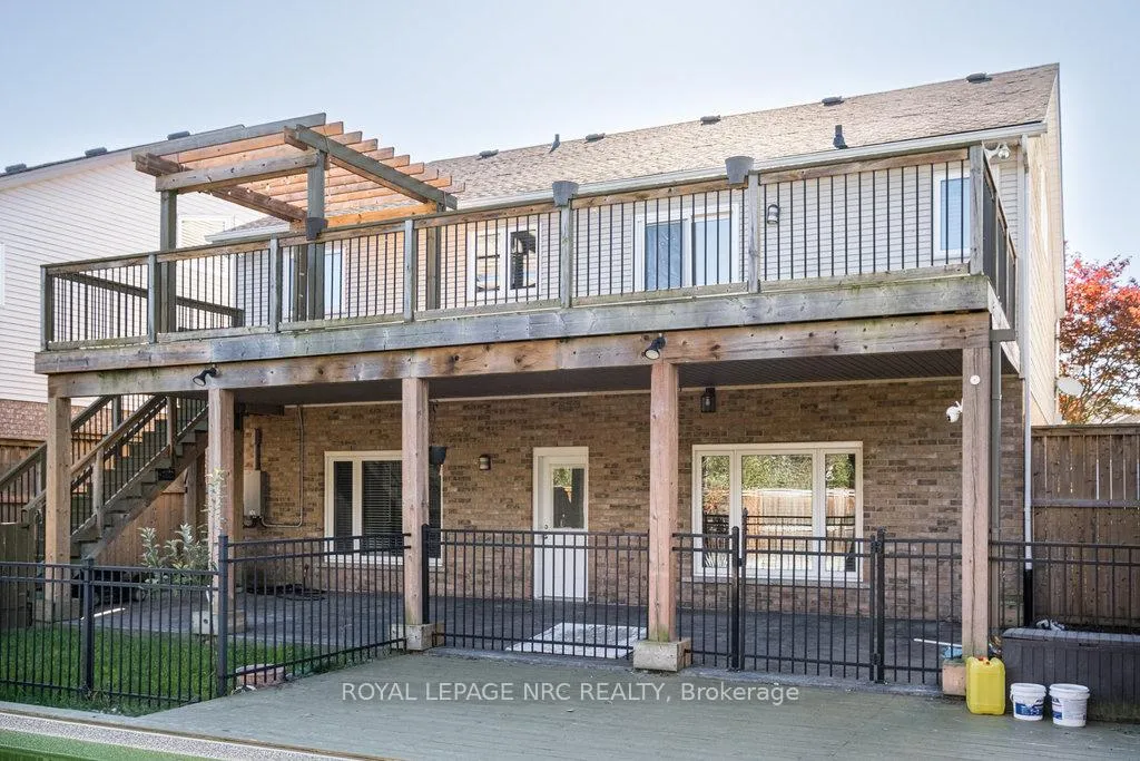 Photo 21 of 8071 Costabile Drive, Niagara Falls, Ascot — HOMEH