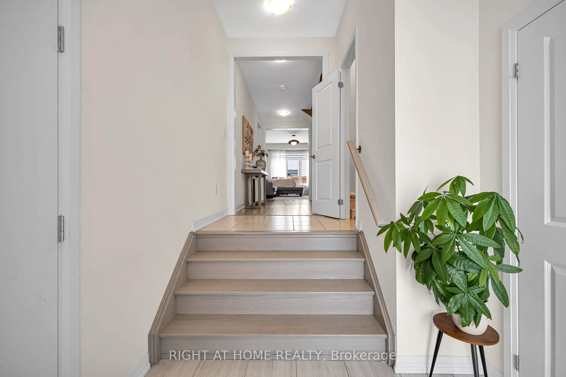 Photo 3 of 132 Ogston Crescent, Whitby, Rural Whitby — HOMEH