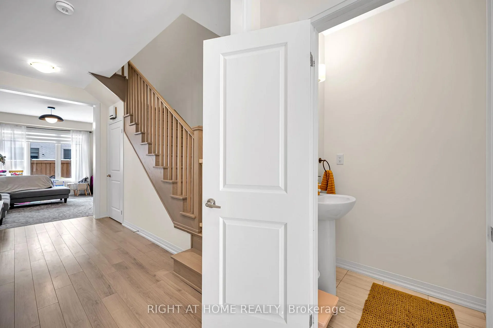 Photo 5 of 132 Ogston Crescent, Whitby, Rural Whitby — HOMEH