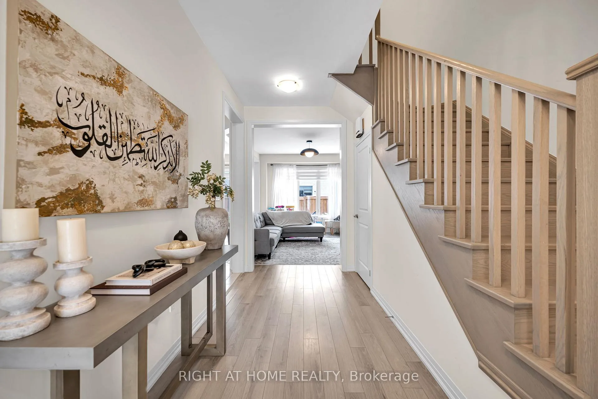Photo 6 of 132 Ogston Crescent, Whitby, Rural Whitby — HOMEH
