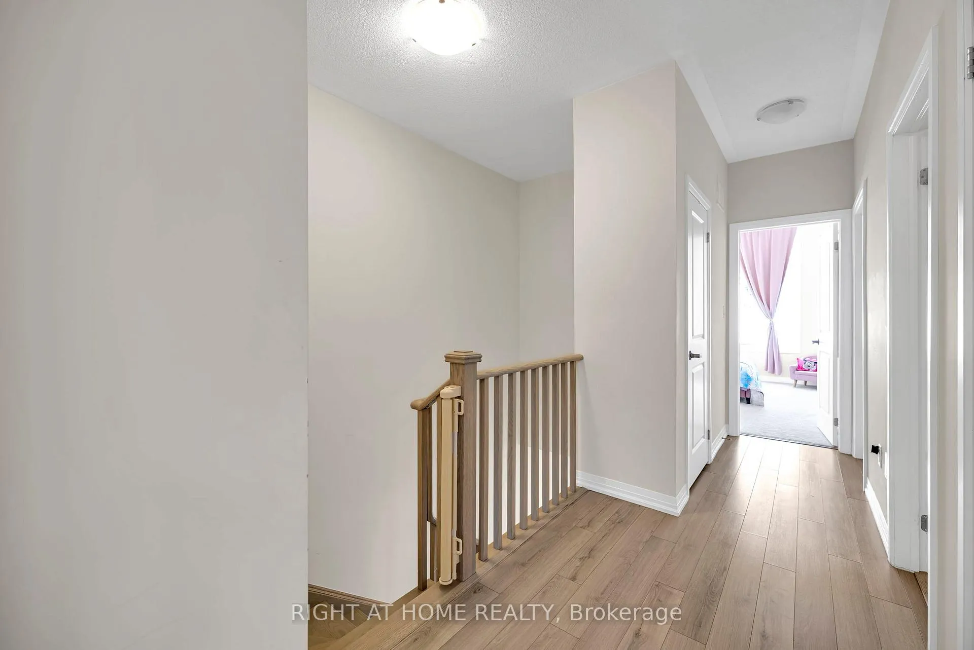 Photo 33 of 132 Ogston Crescent, Whitby, Rural Whitby — HOMEH