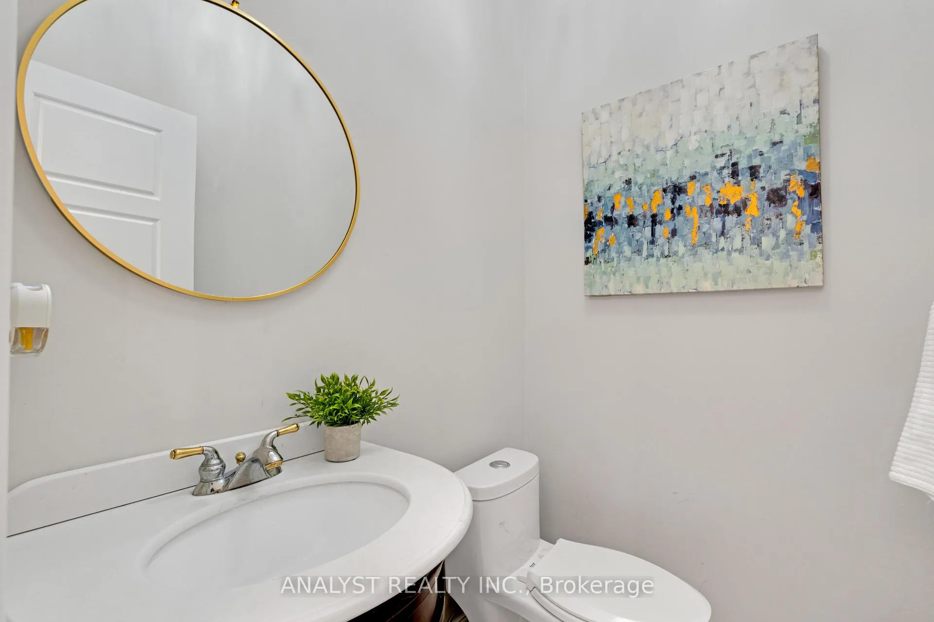 Photo 19 of 43 Carstad Crescent, Vaughan, Islington Woods — HOMEH