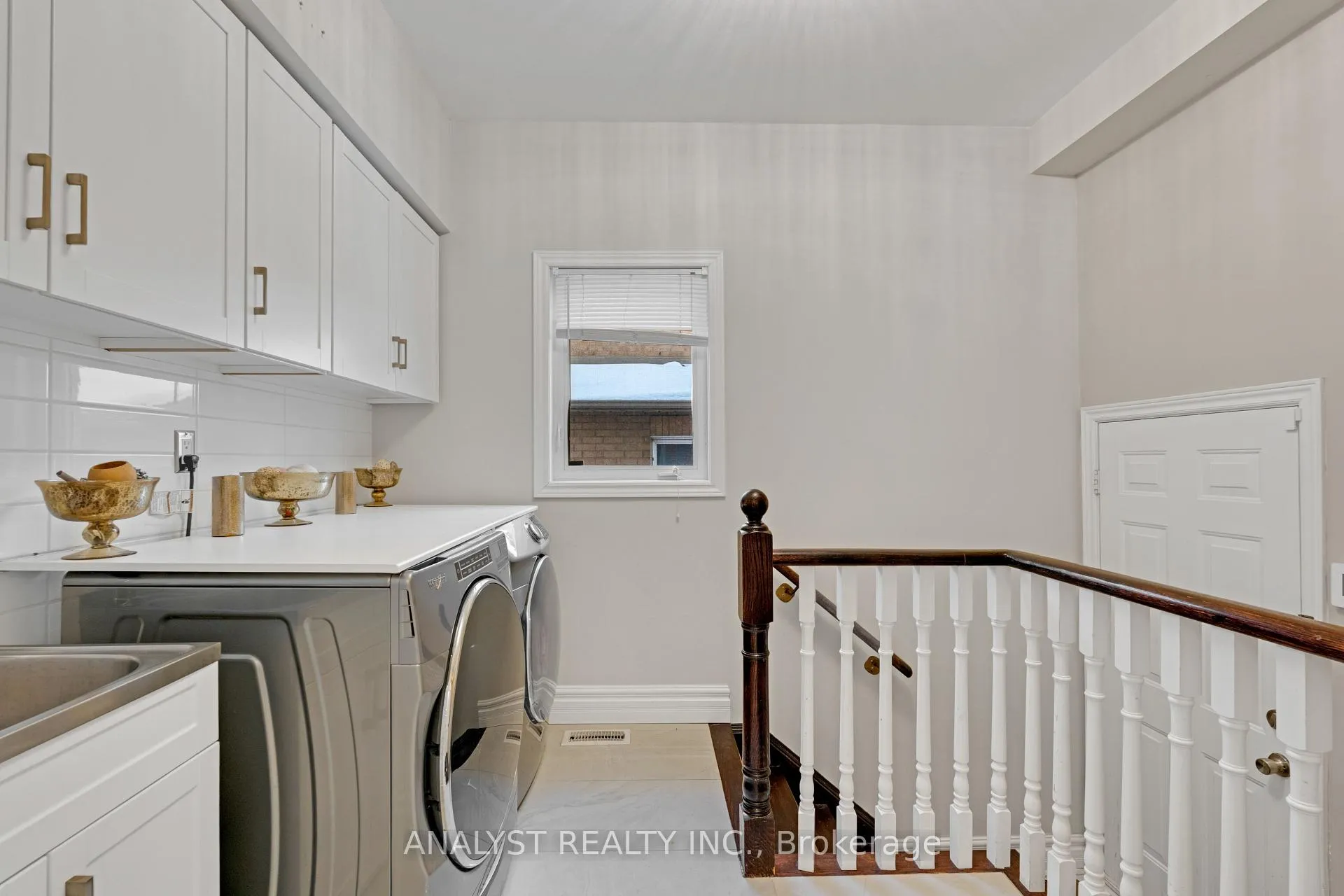 Photo 20 of 43 Carstad Crescent, Vaughan, Islington Woods — HOMEH