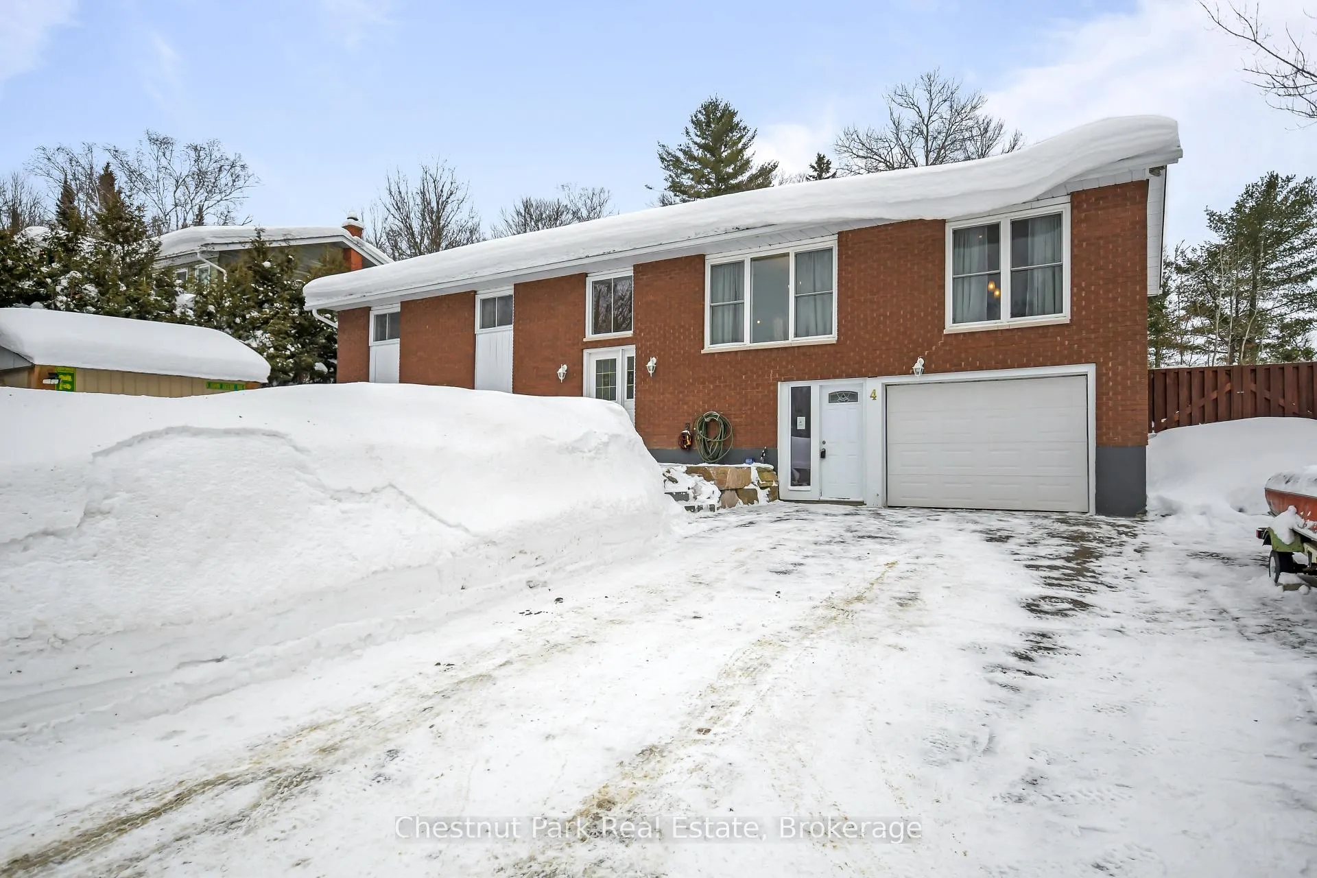 Photo 5 of 4 Johnston Drive, South River — HOMEH