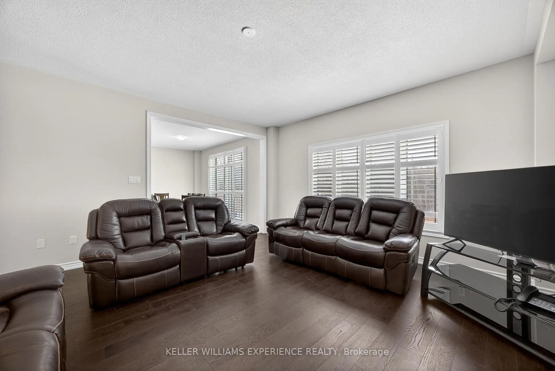 Photo 13 of 35 Muirfield Drive, Barrie, Holly — HOMEH
