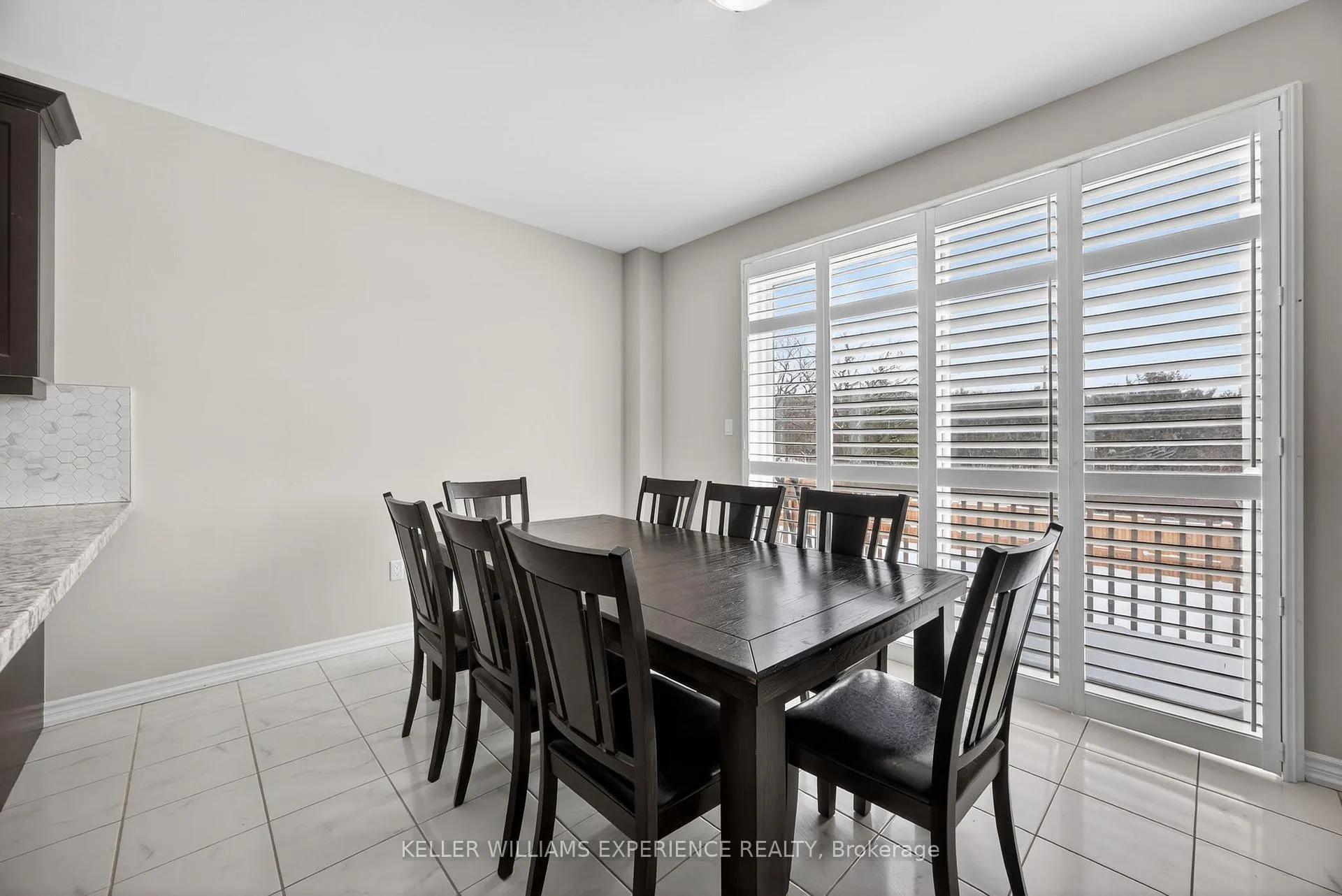Photo 15 of 35 Muirfield Drive, Barrie, Holly — HOMEH