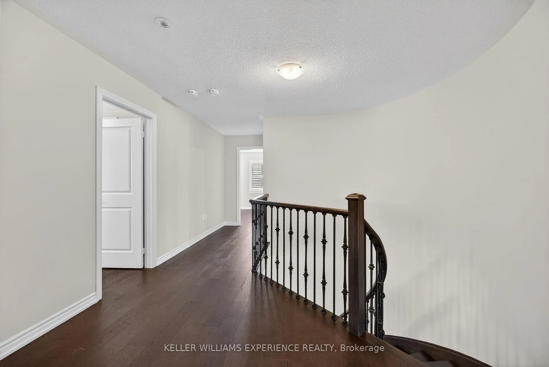 Photo 28 of 35 Muirfield Drive, Barrie, Holly — HOMEH