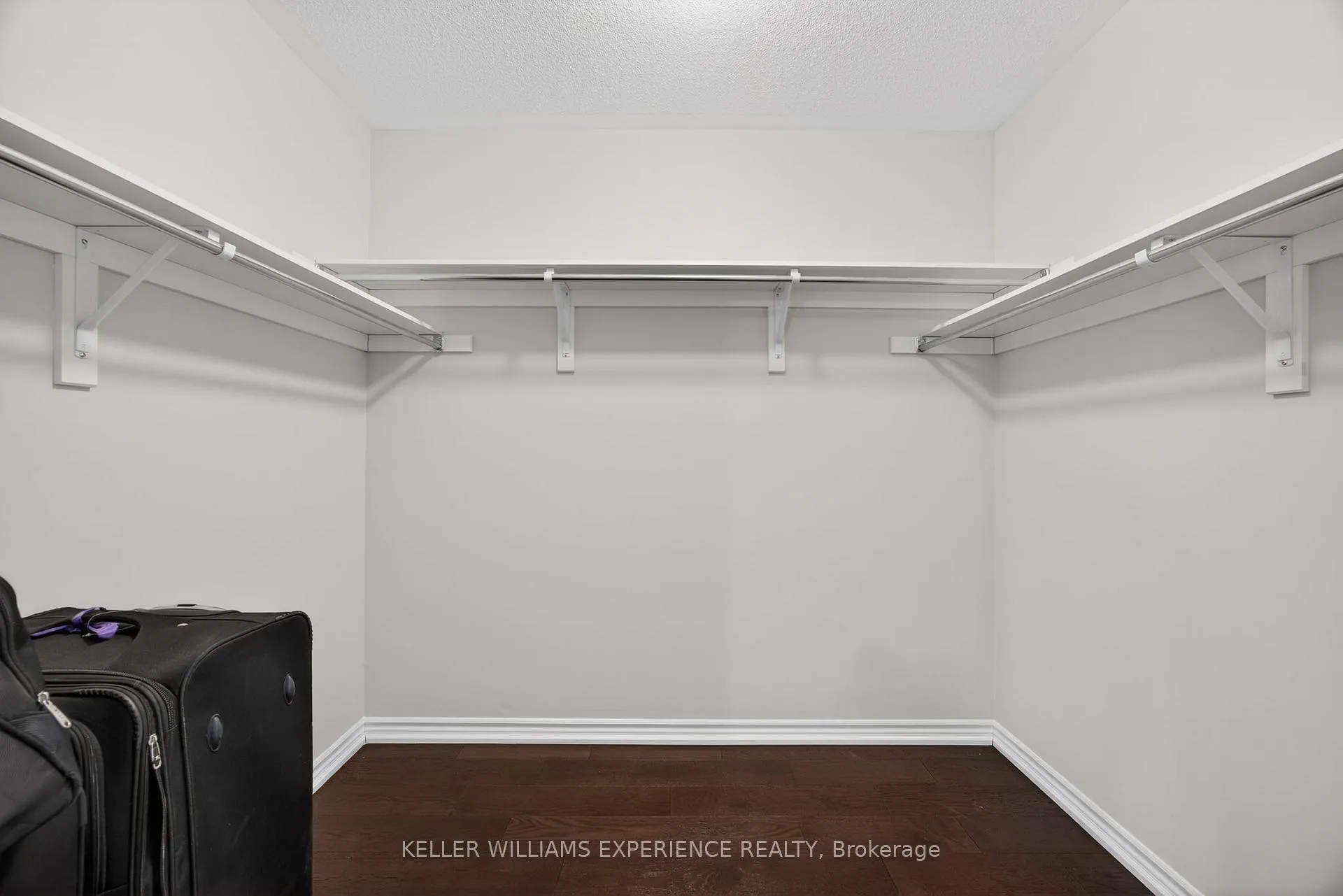Photo 32 of 35 Muirfield Drive, Barrie, Holly — HOMEH