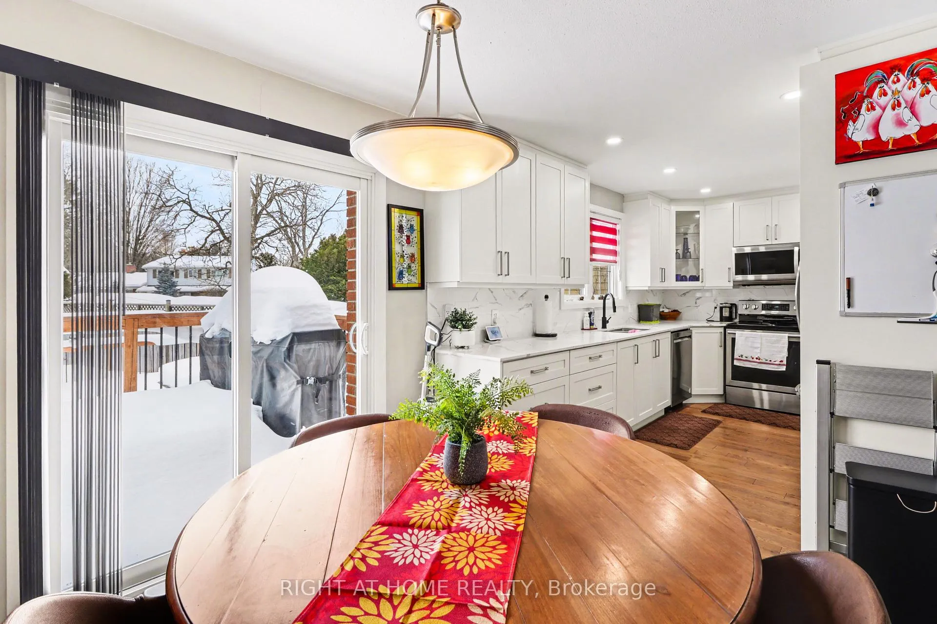 Photo 12 of 51 Westpark Drive, Ottawa, Blackburn Hamlet — HOMEH