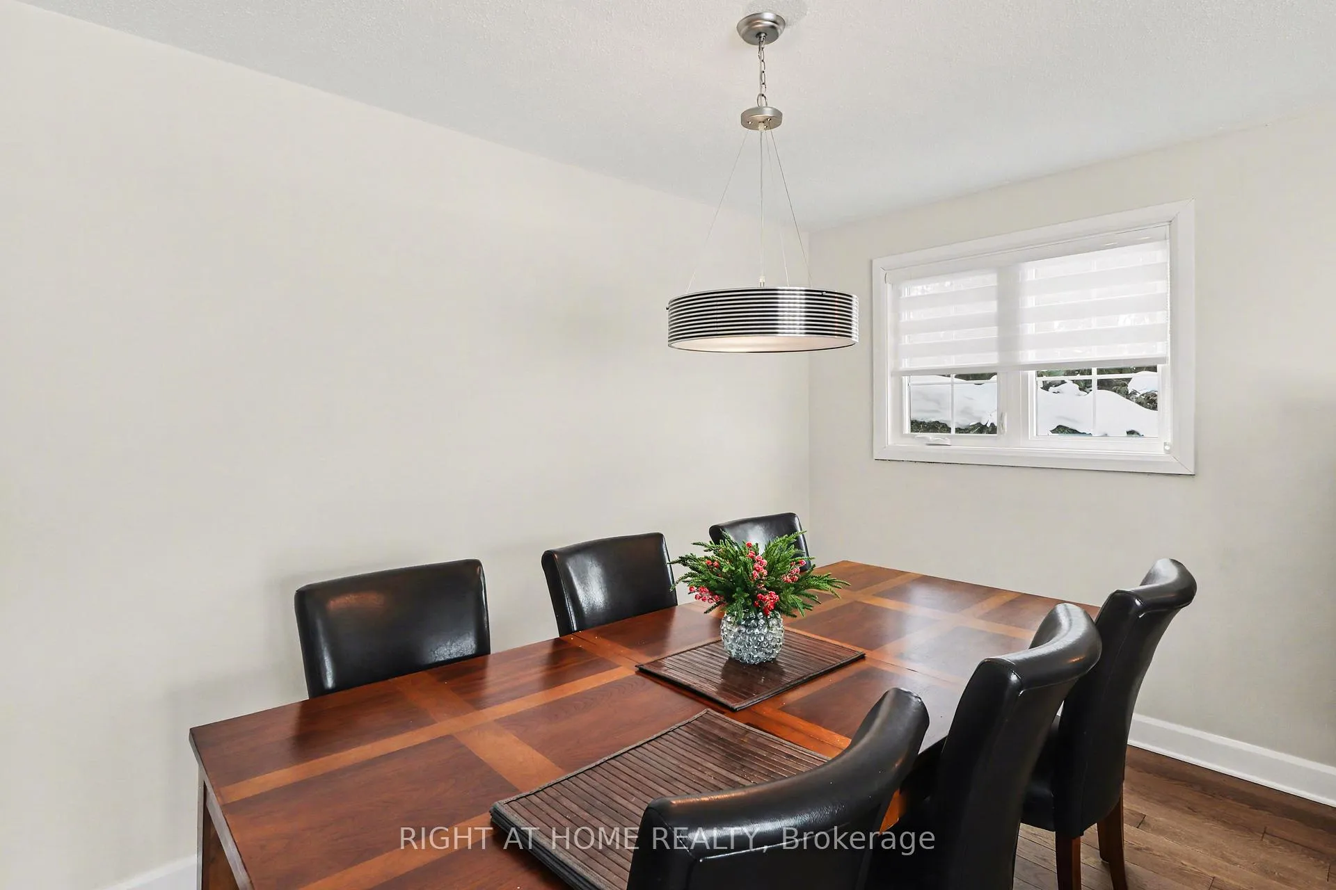 Photo 19 of 51 Westpark Drive, Ottawa, Blackburn Hamlet — HOMEH