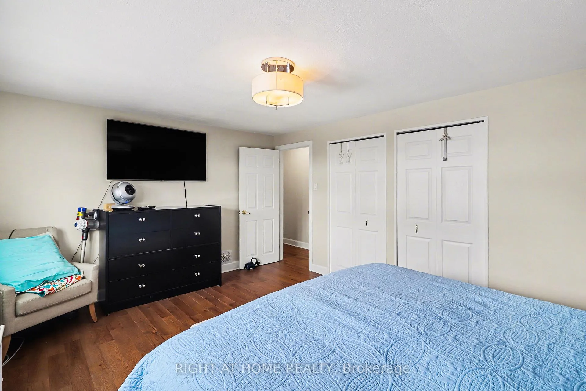 Photo 23 of 51 Westpark Drive, Ottawa, Blackburn Hamlet — HOMEH