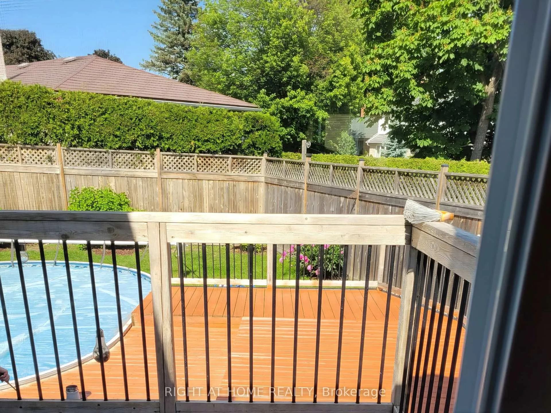 Photo 32 of 51 Westpark Drive, Ottawa, Blackburn Hamlet — HOMEH