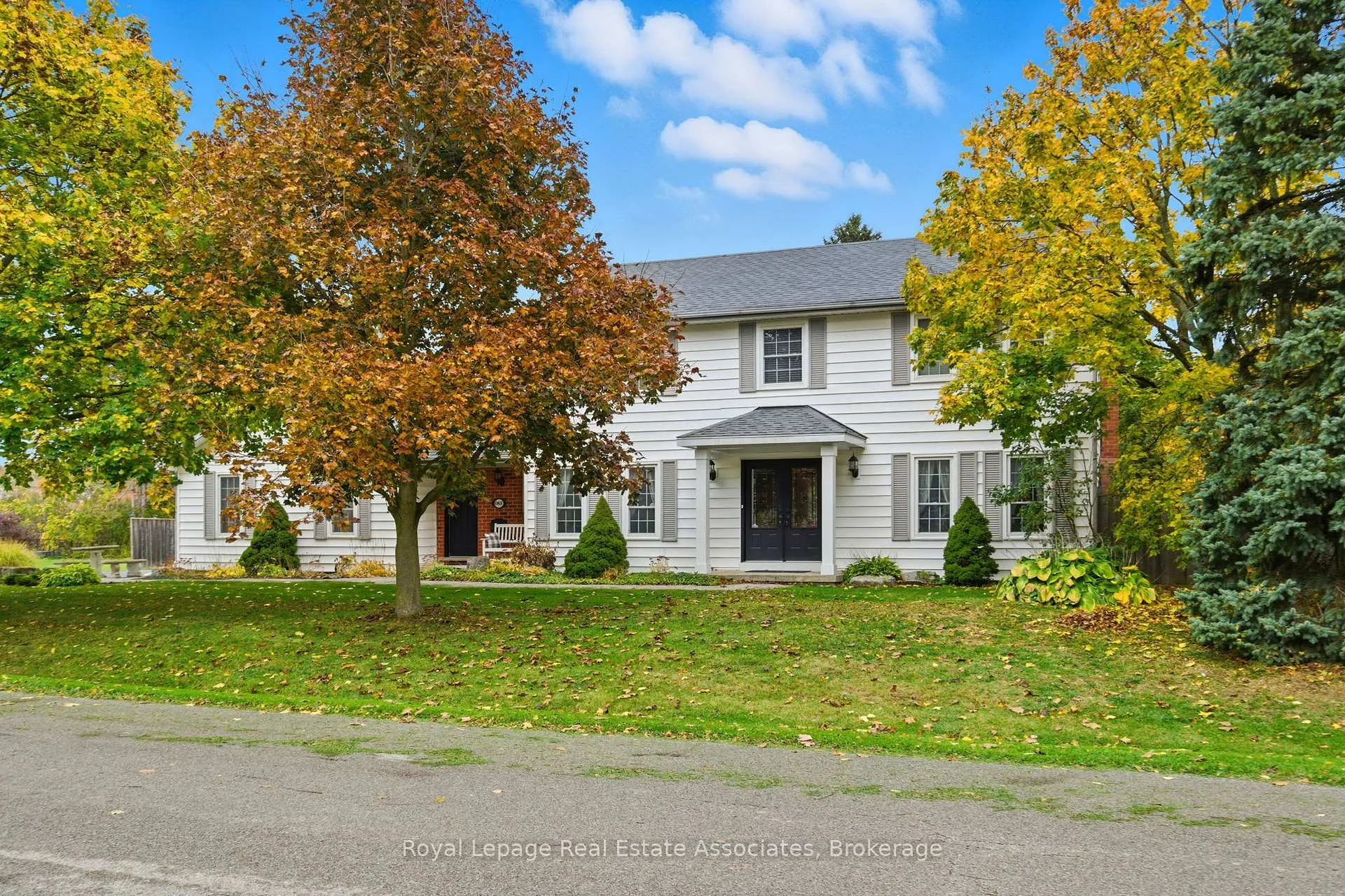 Front of 1 Meander Close