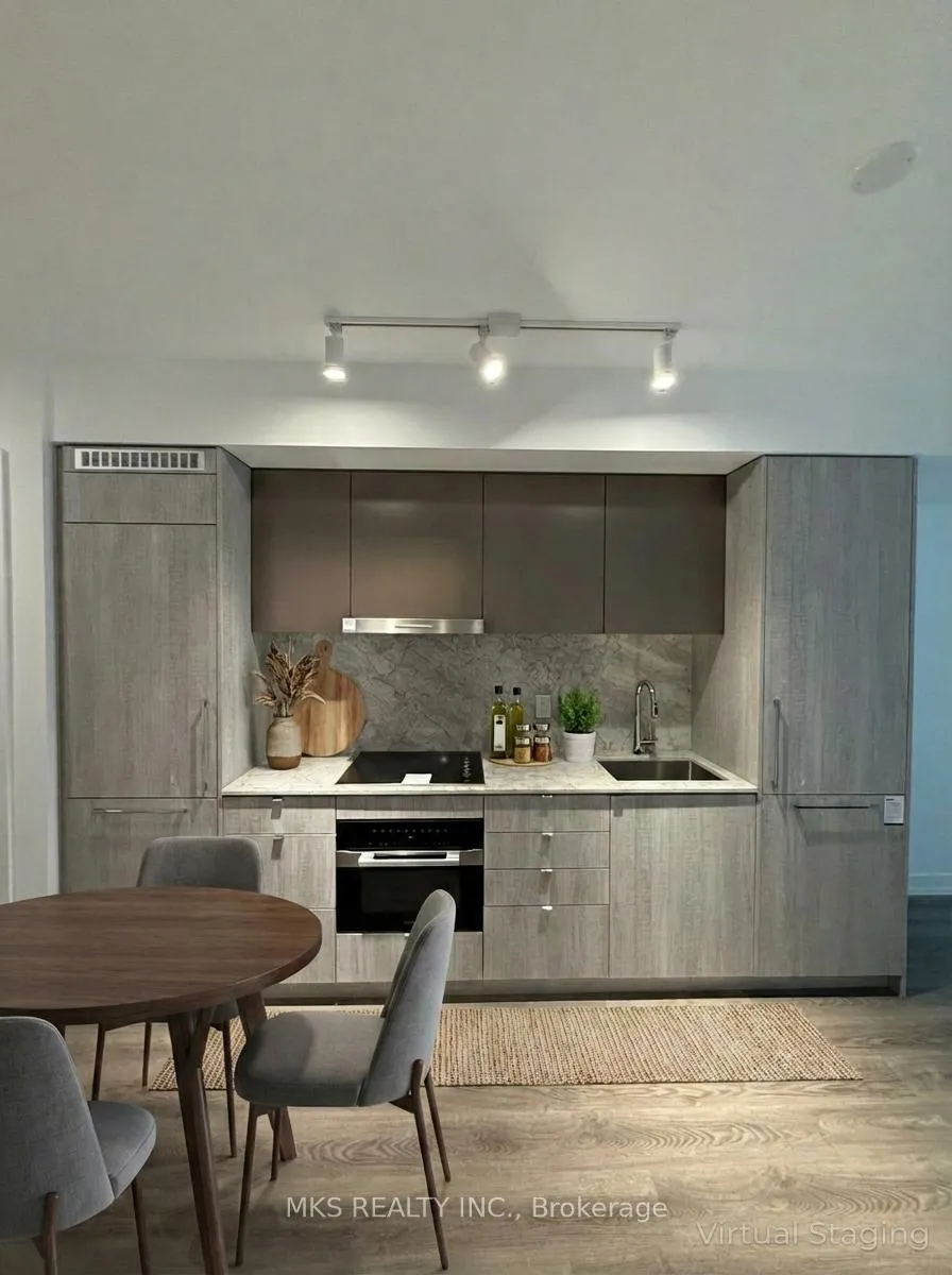 Photo 3 of Unit 1102, 771 Yonge Street, Toronto, The Annex — HOMEH