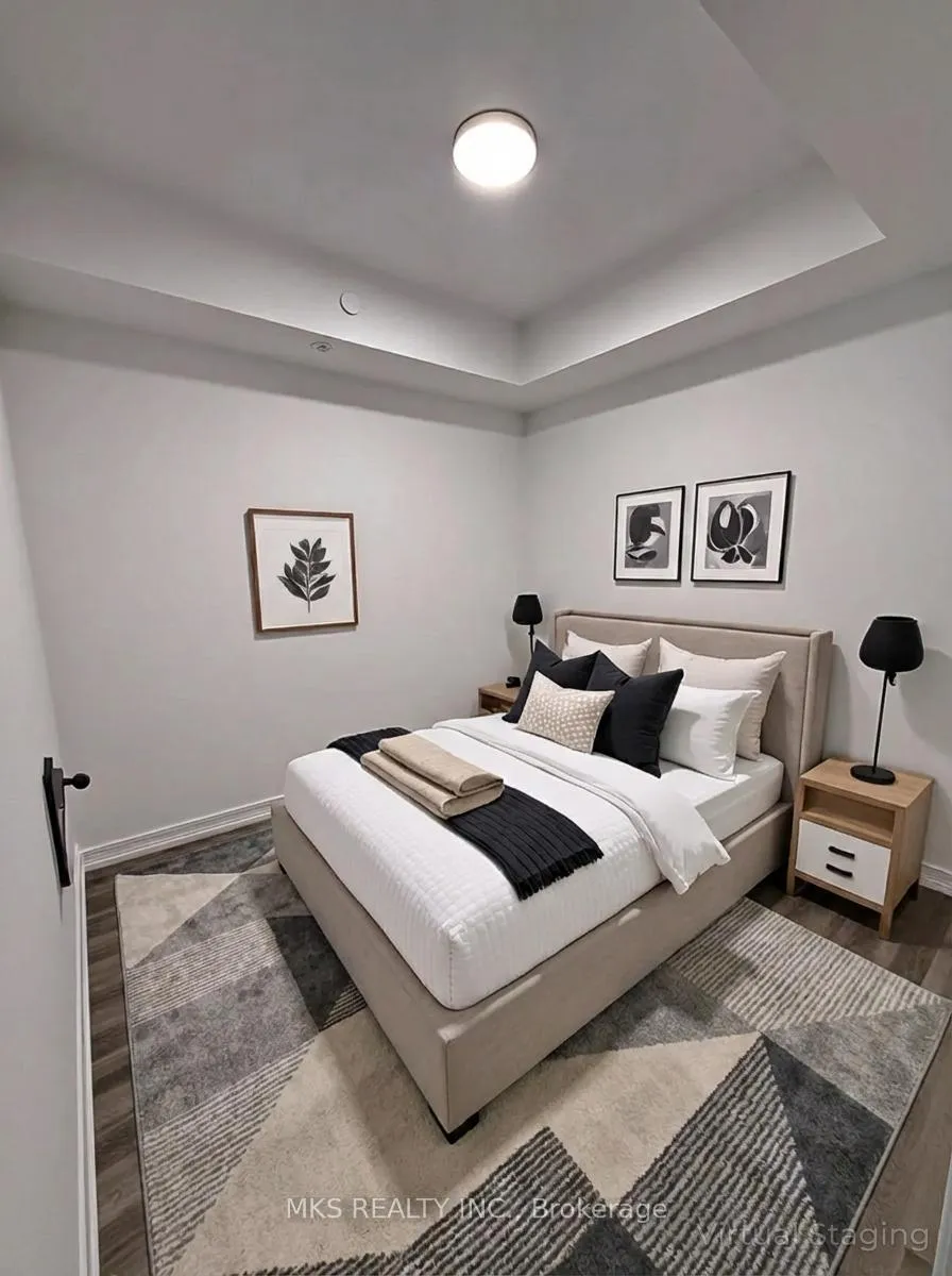 Photo 4 of Unit 1102, 771 Yonge Street, Toronto, The Annex — HOMEH