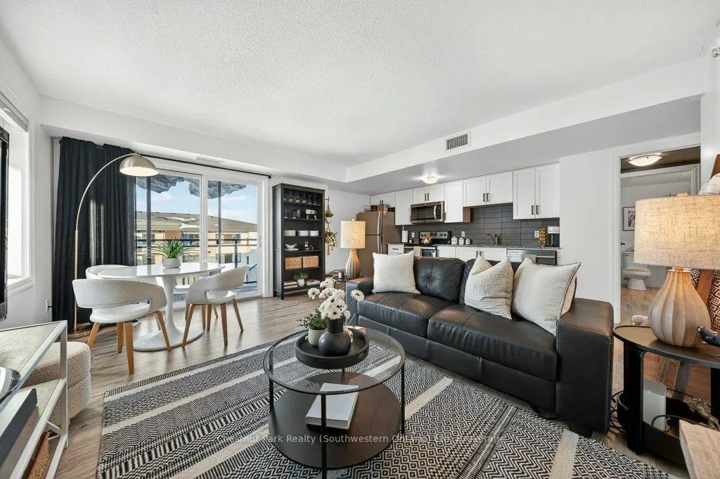 Photo 2 of Unit 401, 108 Summit Ridge Drive, Guelph, Grange Road — HOMEH