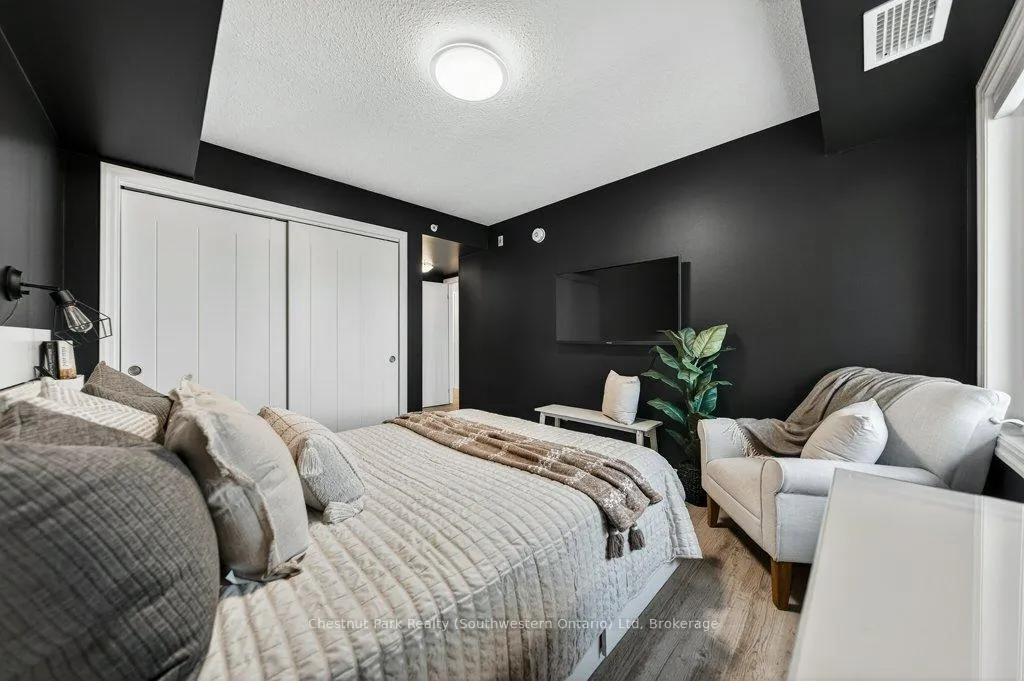 Photo 31 of Unit 401, 108 Summit Ridge Drive, Guelph, Grange Road — HOMEH