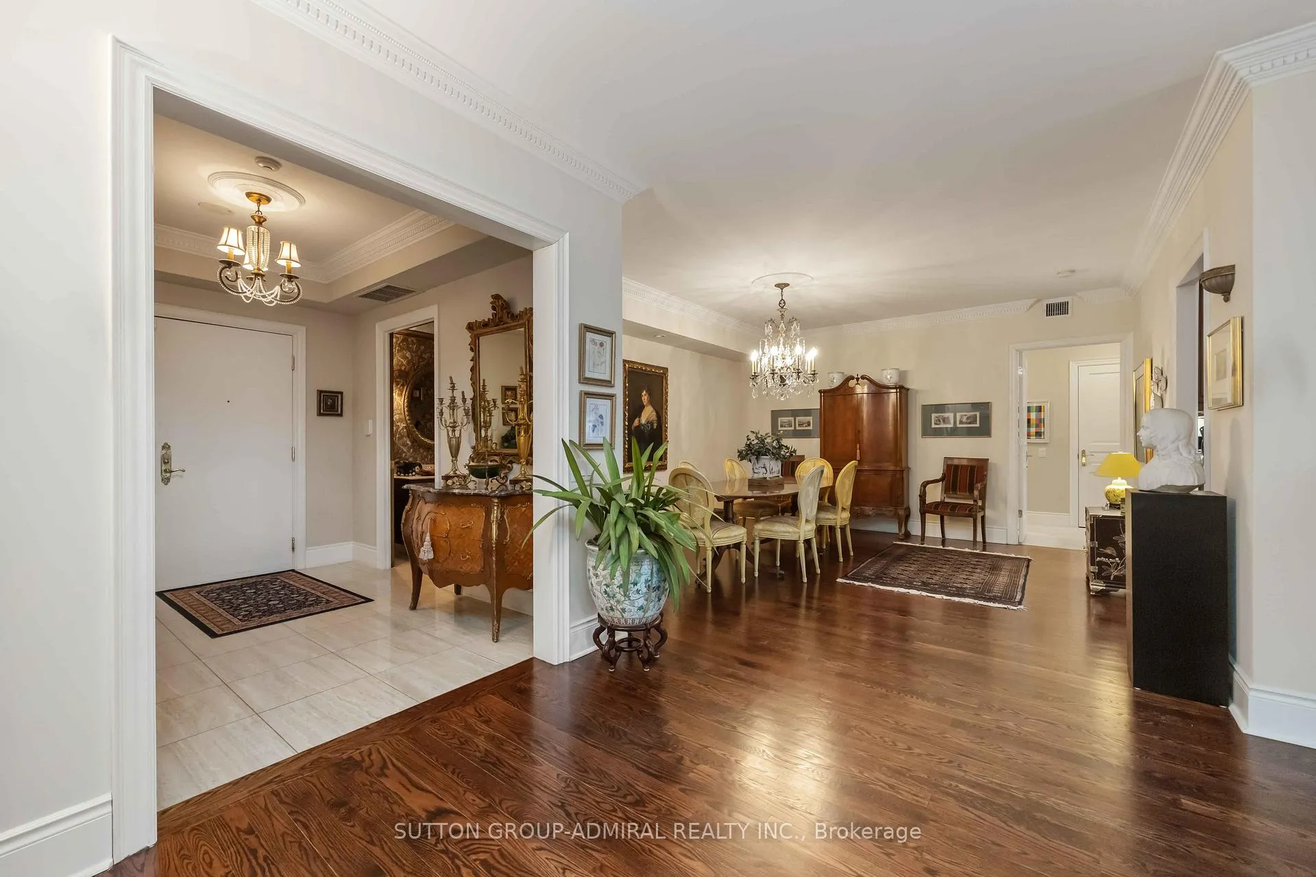 Photo 7 of Unit 207, 7071 Bayview Avenue, Markham, Bayview Glen — HOMEH