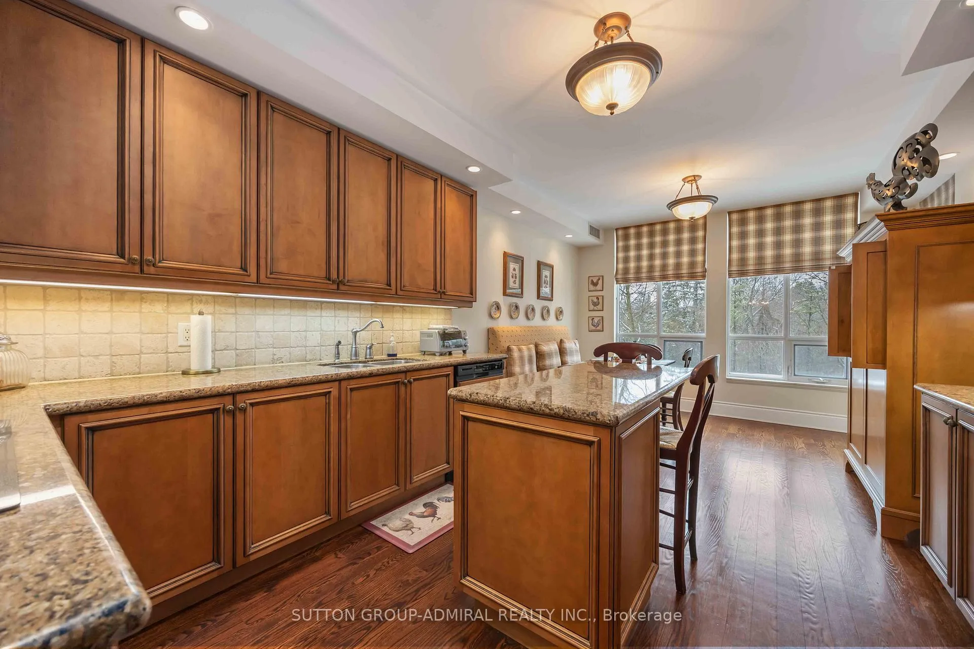 Photo 18 of Unit 207, 7071 Bayview Avenue, Markham, Bayview Glen — HOMEH
