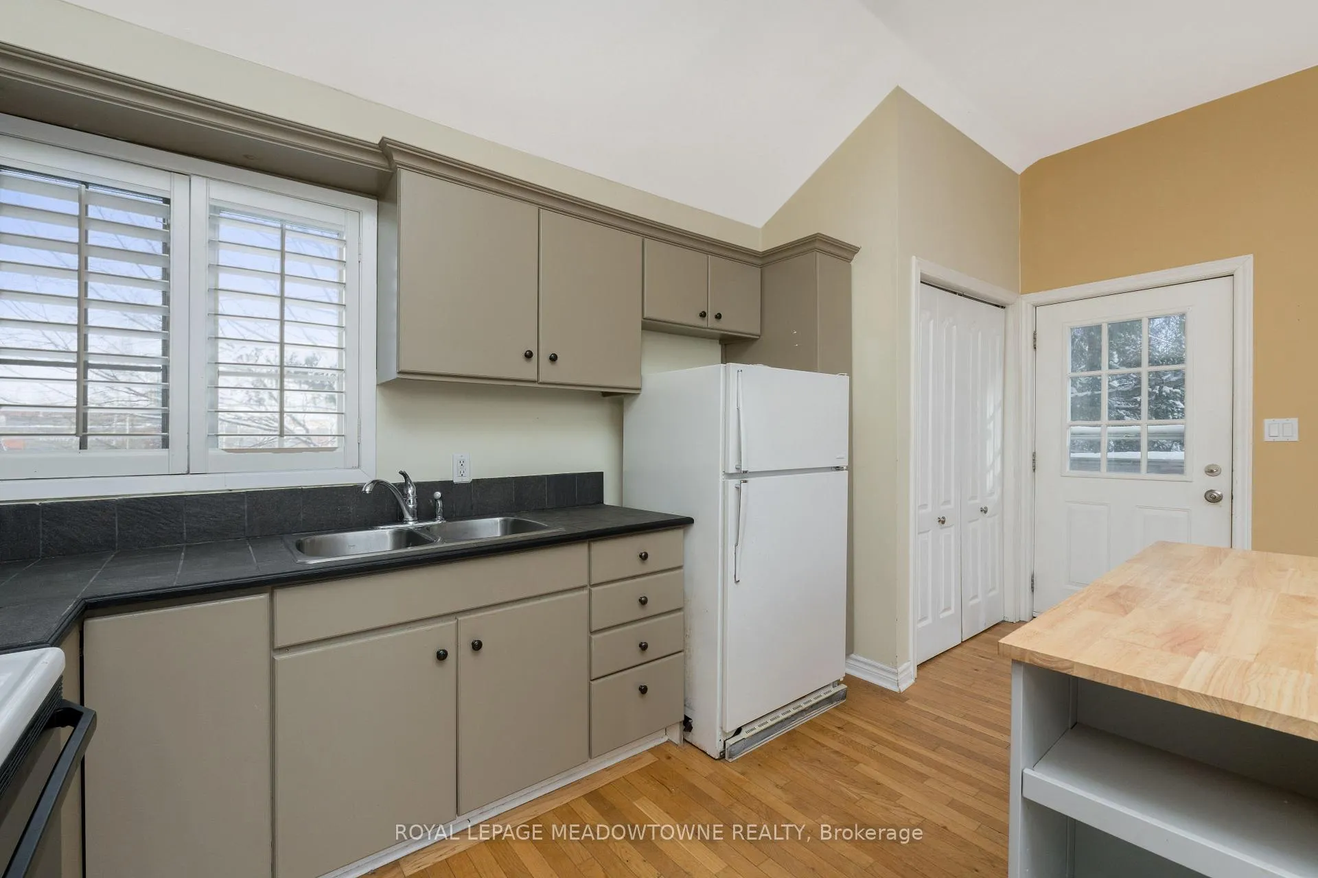 Photo 15 of Unit Upper Unit, 12 Station Street, Erin, Rural Erin — HOMEH