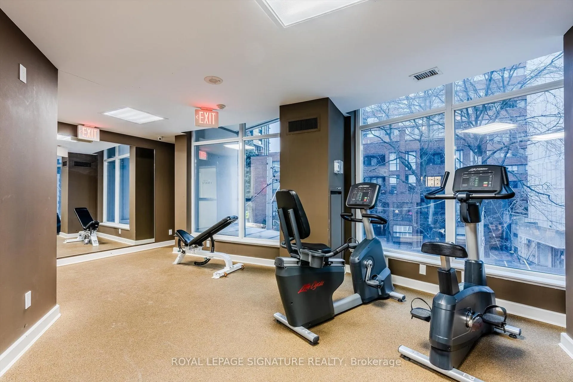 Photo 18 of Unit 709, 8 Scollard Street, Toronto, The Annex — HOMEH