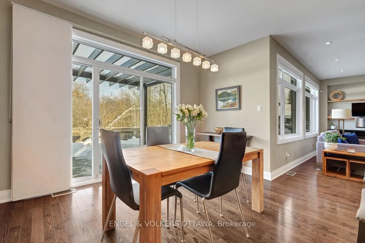Photo 15 of 3681 Eureka Avenue E, Ottawa, Blossom Park/Leitrim — HOMEH