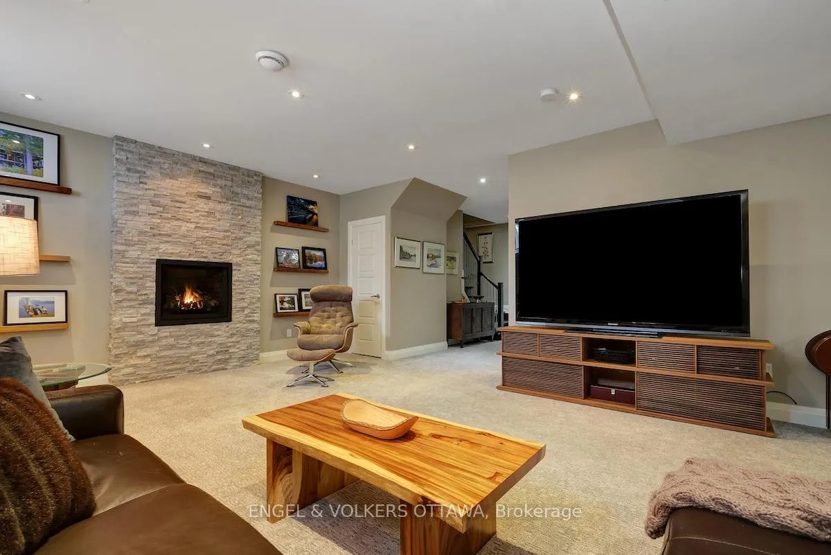 Photo 35 of 3681 Eureka Avenue E, Ottawa, Blossom Park/Leitrim — HOMEH
