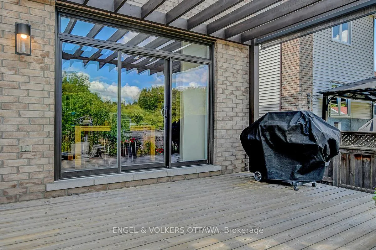 Photo 37 of 3681 Eureka Avenue E, Ottawa, Blossom Park/Leitrim — HOMEH