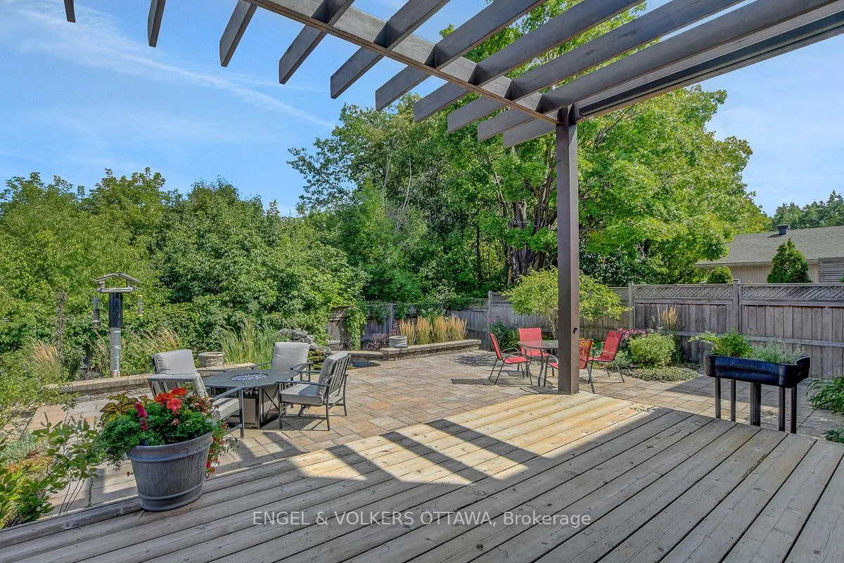 Photo 39 of 3681 Eureka Avenue E, Ottawa, Blossom Park/Leitrim — HOMEH