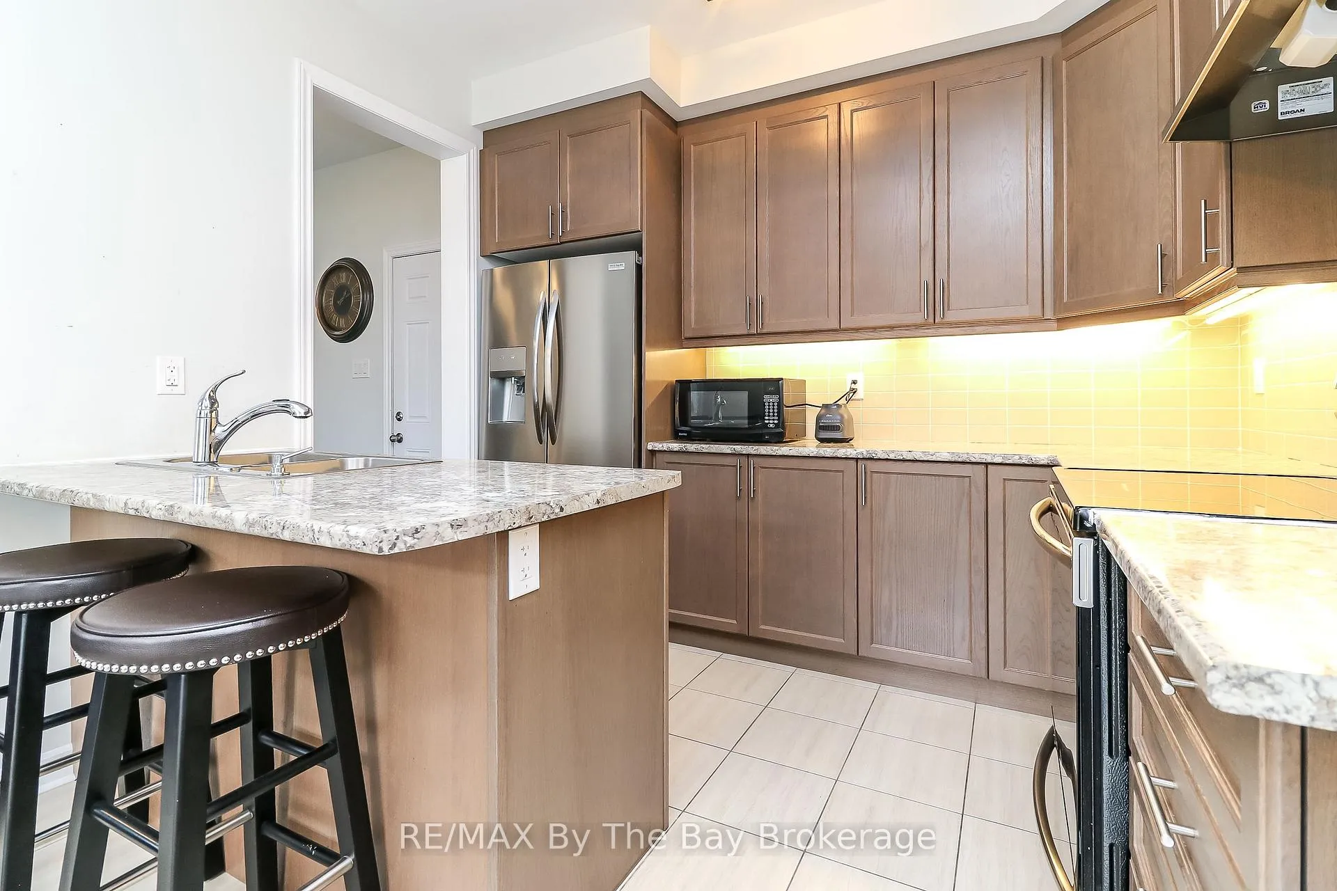 Photo 18 of 97 Tracey Lane, Collingwood — HOMEH
