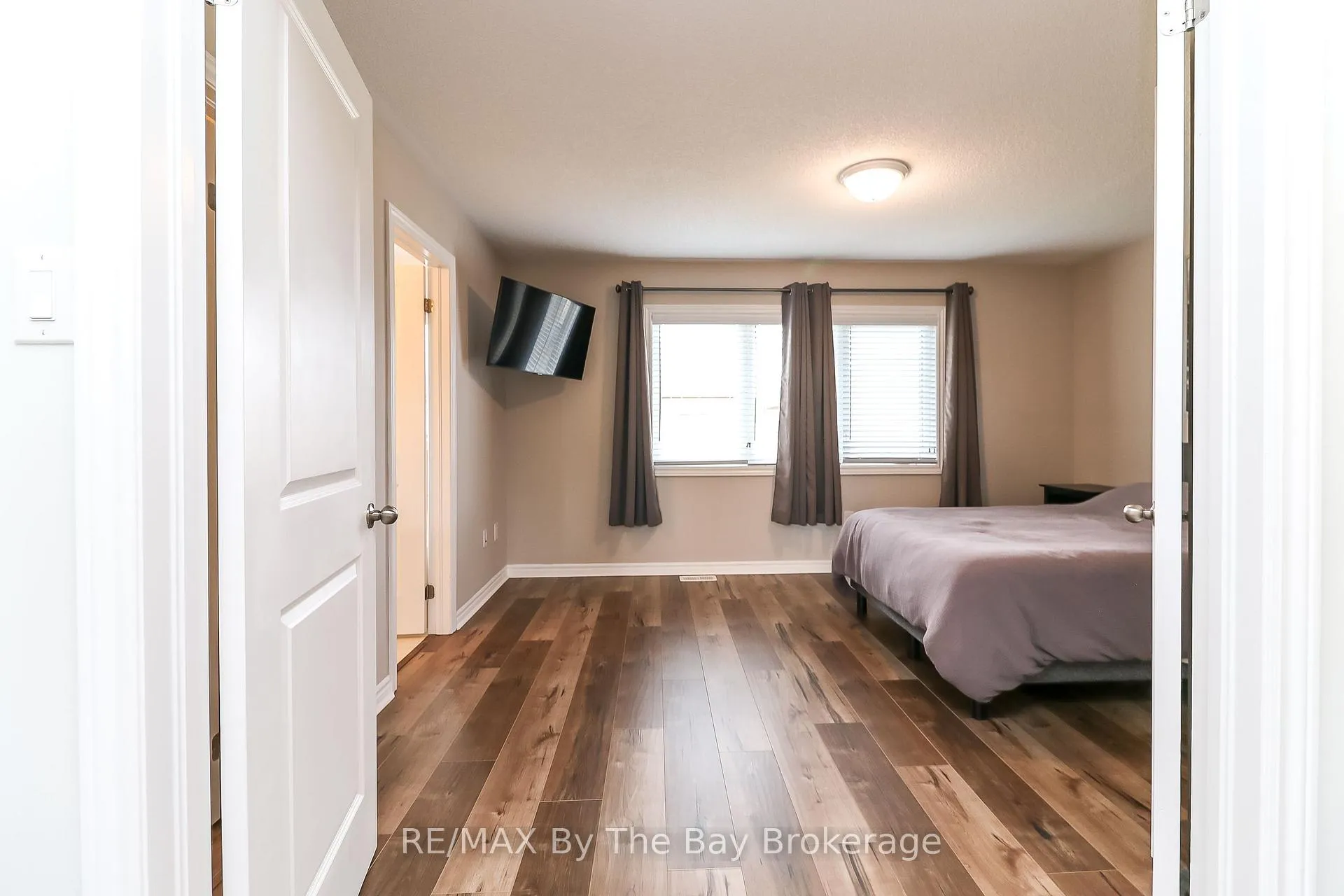 Photo 33 of 97 Tracey Lane, Collingwood — HOMEH
