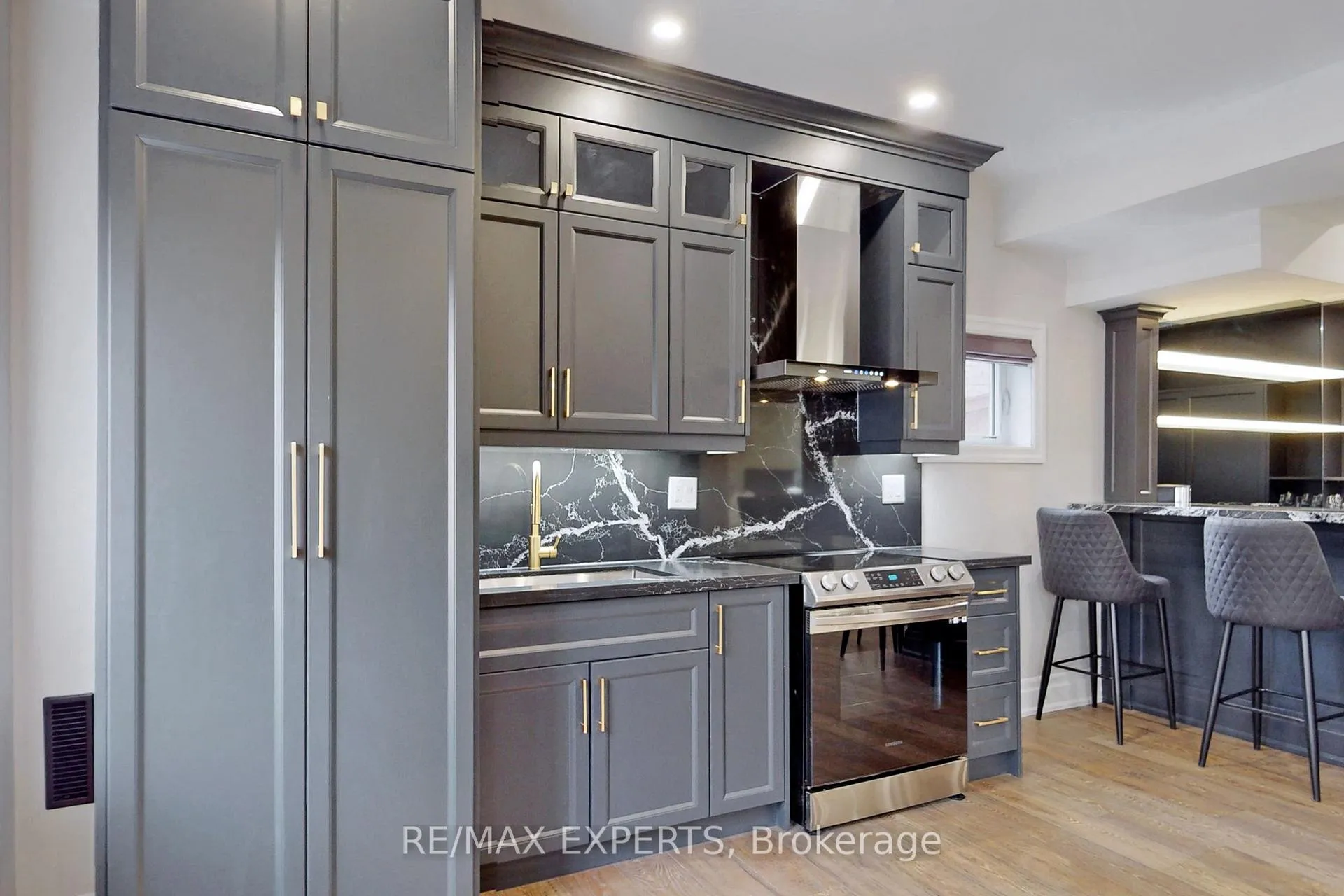 Photo 13 of 1693 Emberton Way, Innisfil, Rural Innisfil — HOMEH