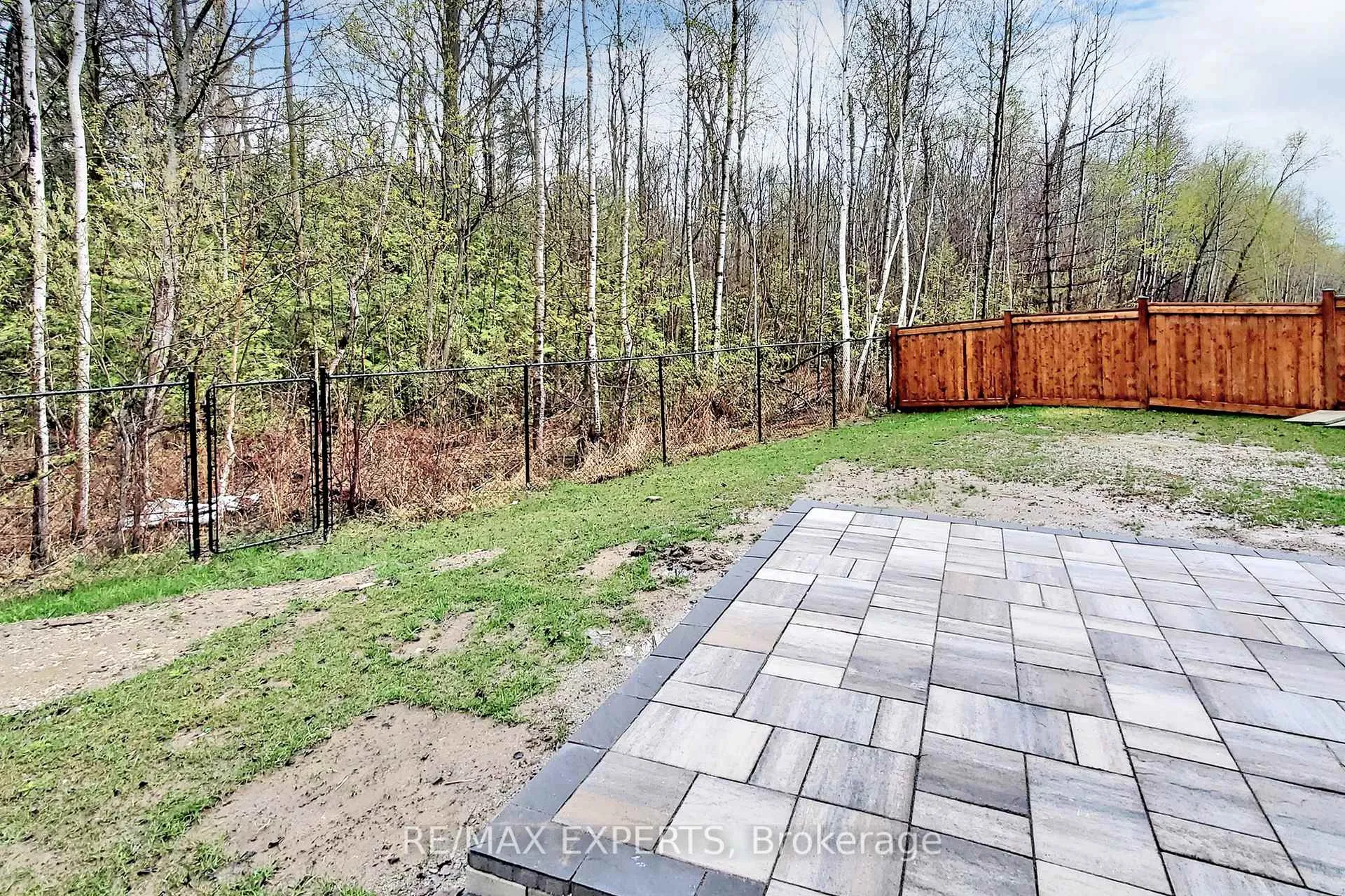 Photo 29 of 1693 Emberton Way, Innisfil, Rural Innisfil — HOMEH