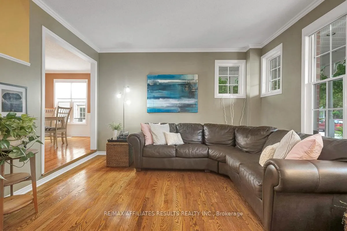 Photo 8 of 35 Crantham Crescent, Ottawa, Stittsville (Central) — HOMEH