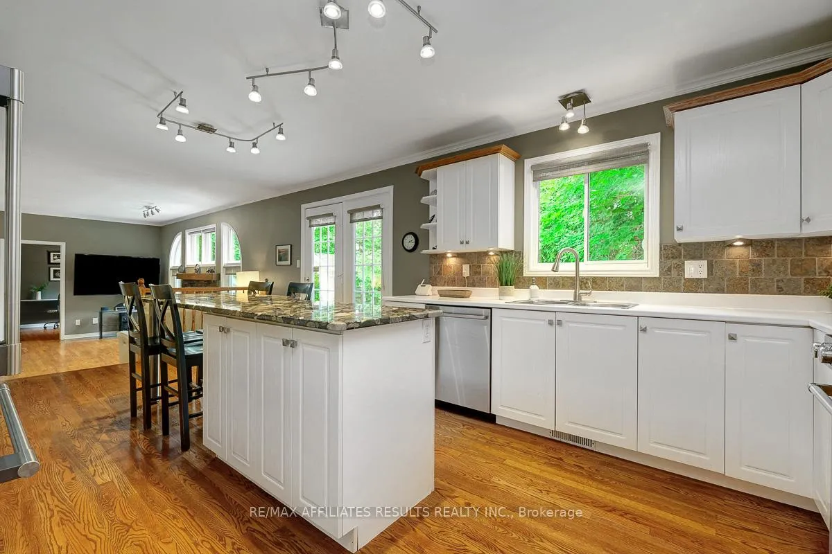 Photo 12 of 35 Crantham Crescent, Ottawa, Stittsville (Central) — HOMEH
