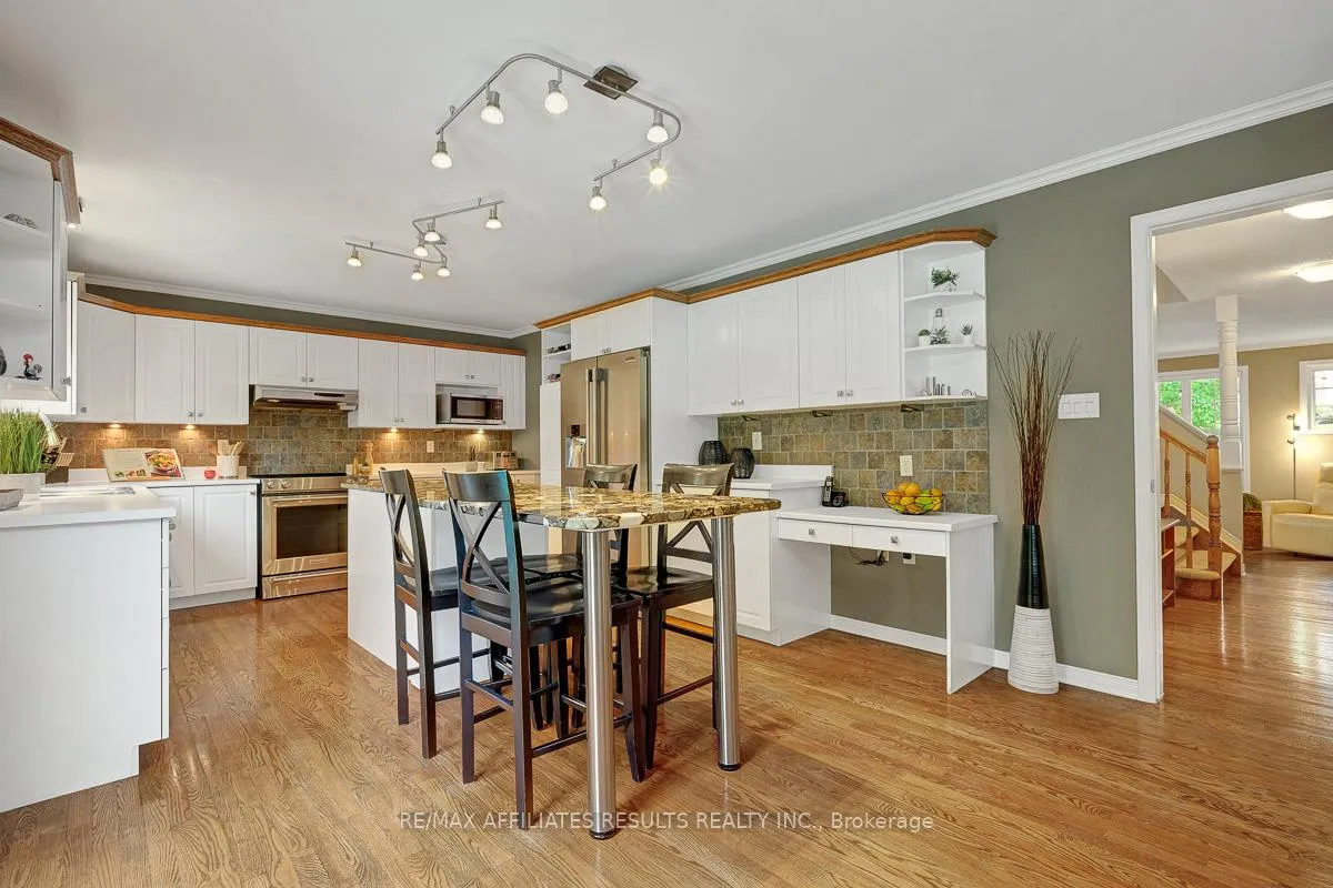 Photo 15 of 35 Crantham Crescent, Ottawa, Stittsville (Central) — HOMEH