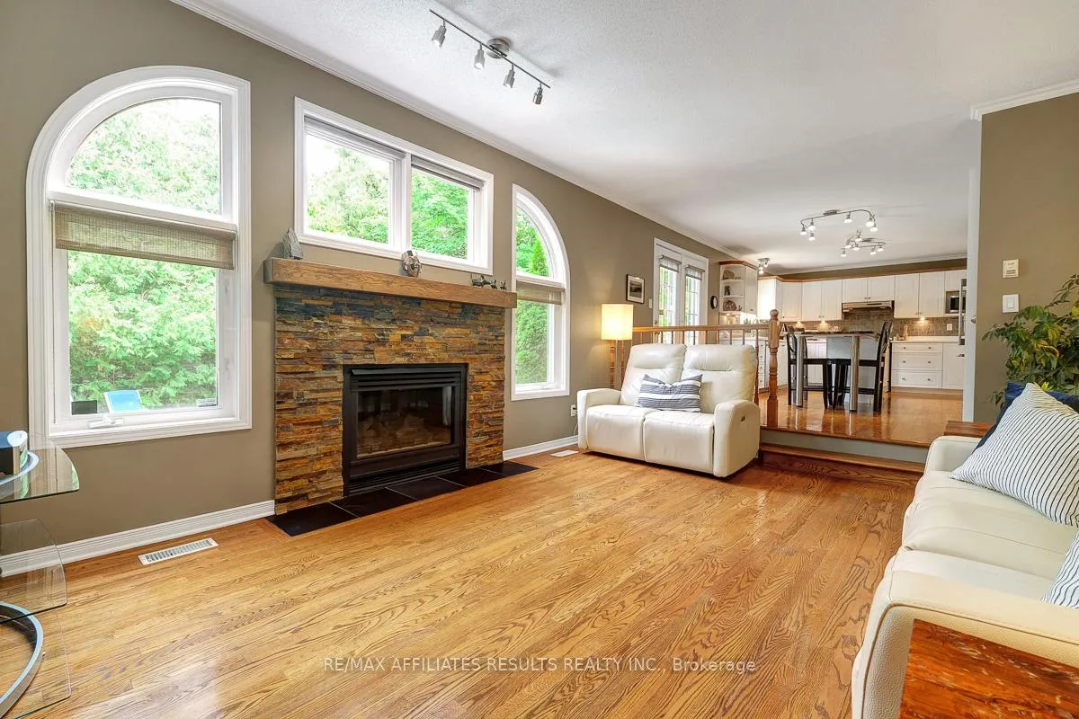 Photo 17 of 35 Crantham Crescent, Ottawa, Stittsville (Central) — HOMEH