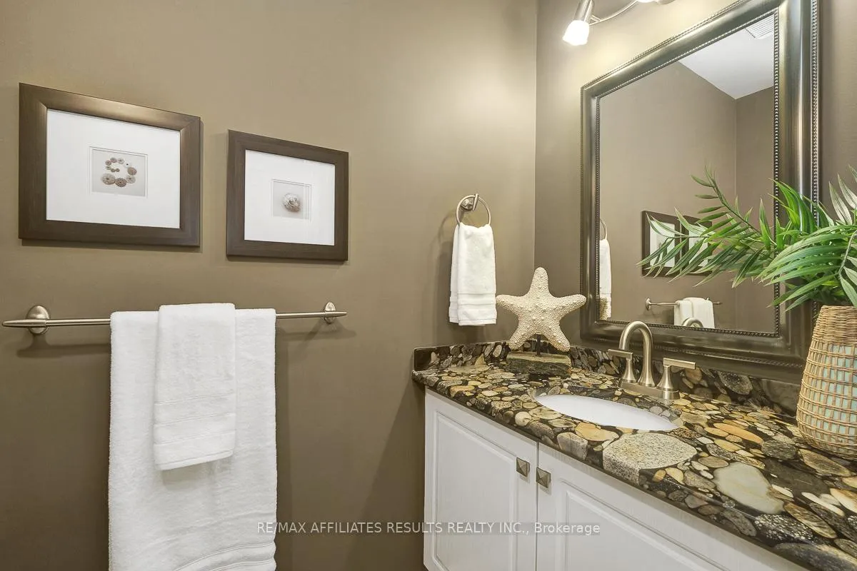 Photo 20 of 35 Crantham Crescent, Ottawa, Stittsville (Central) — HOMEH