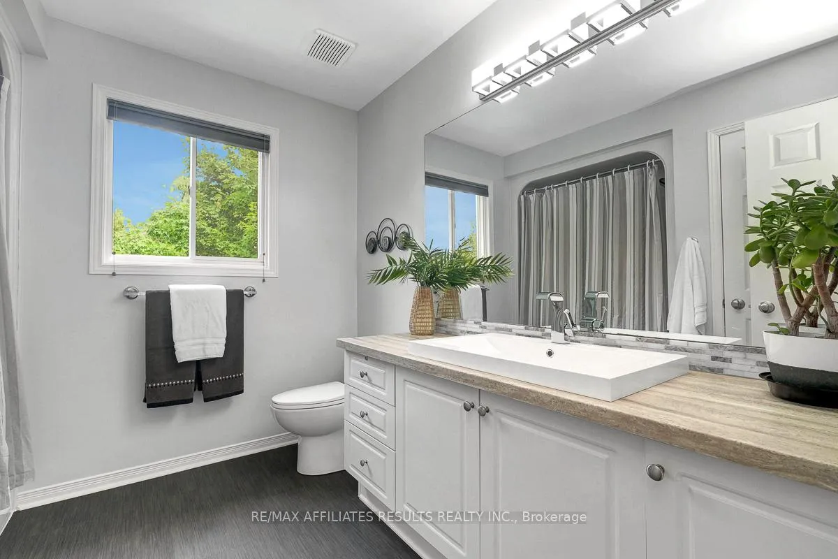 Photo 30 of 35 Crantham Crescent, Ottawa, Stittsville (Central) — HOMEH