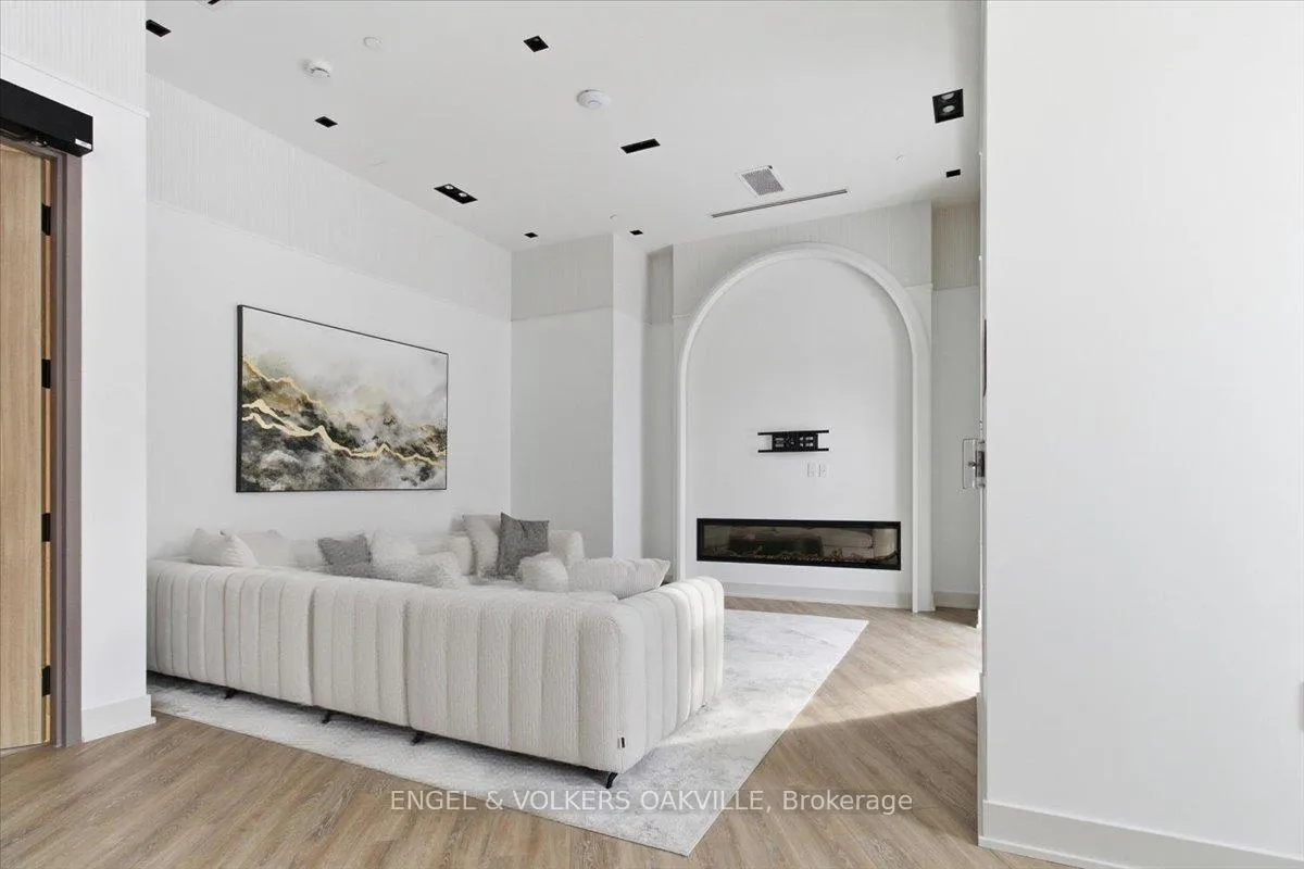 Photo 22 of Unit 210, 2088 James Street, Burlington, Brant — HOMEH