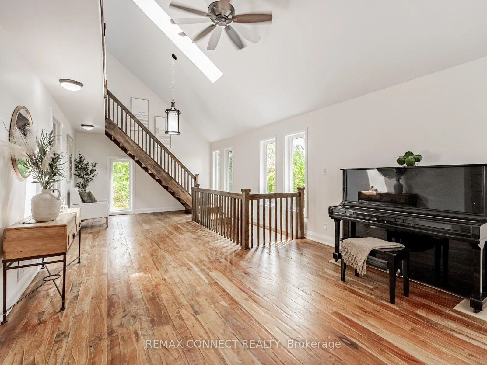 Photo 8 of 11215 Amos Drive, Milton, Brookville/Haltonville — HOMEH