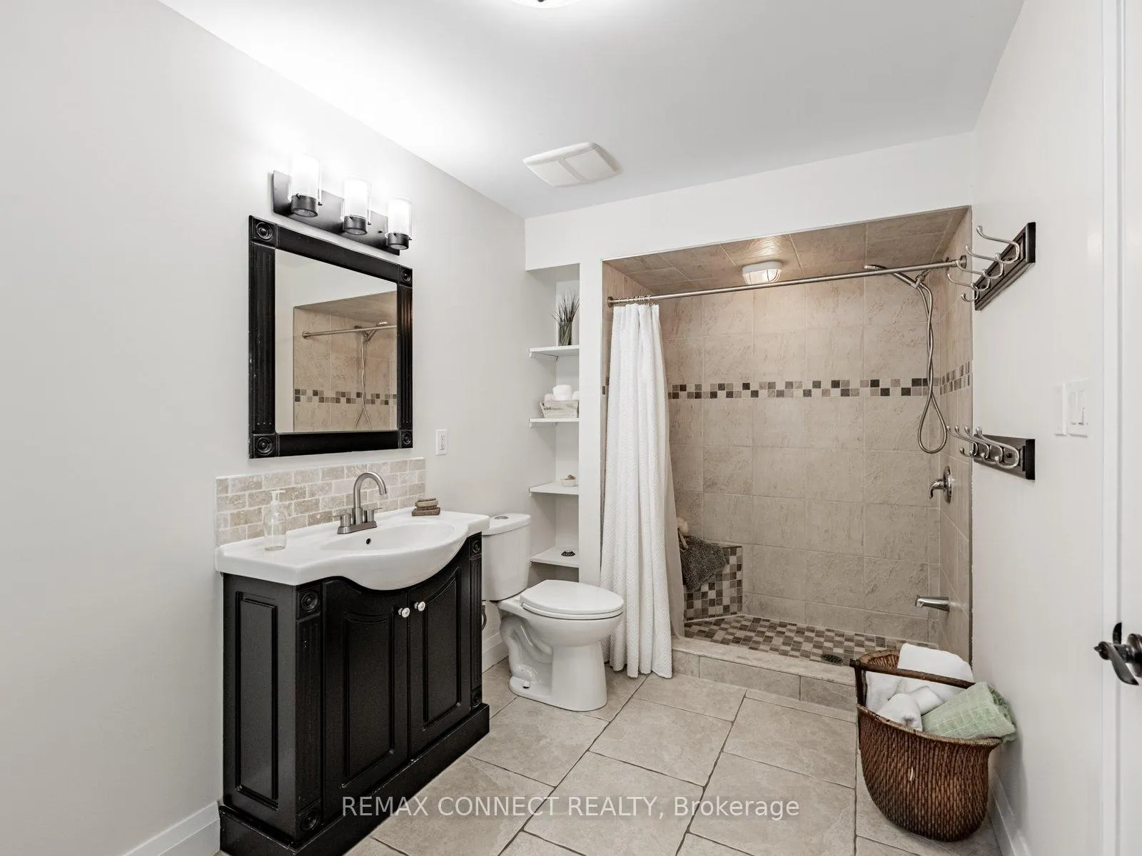 Photo 23 of 11215 Amos Drive, Milton, Brookville/Haltonville — HOMEH