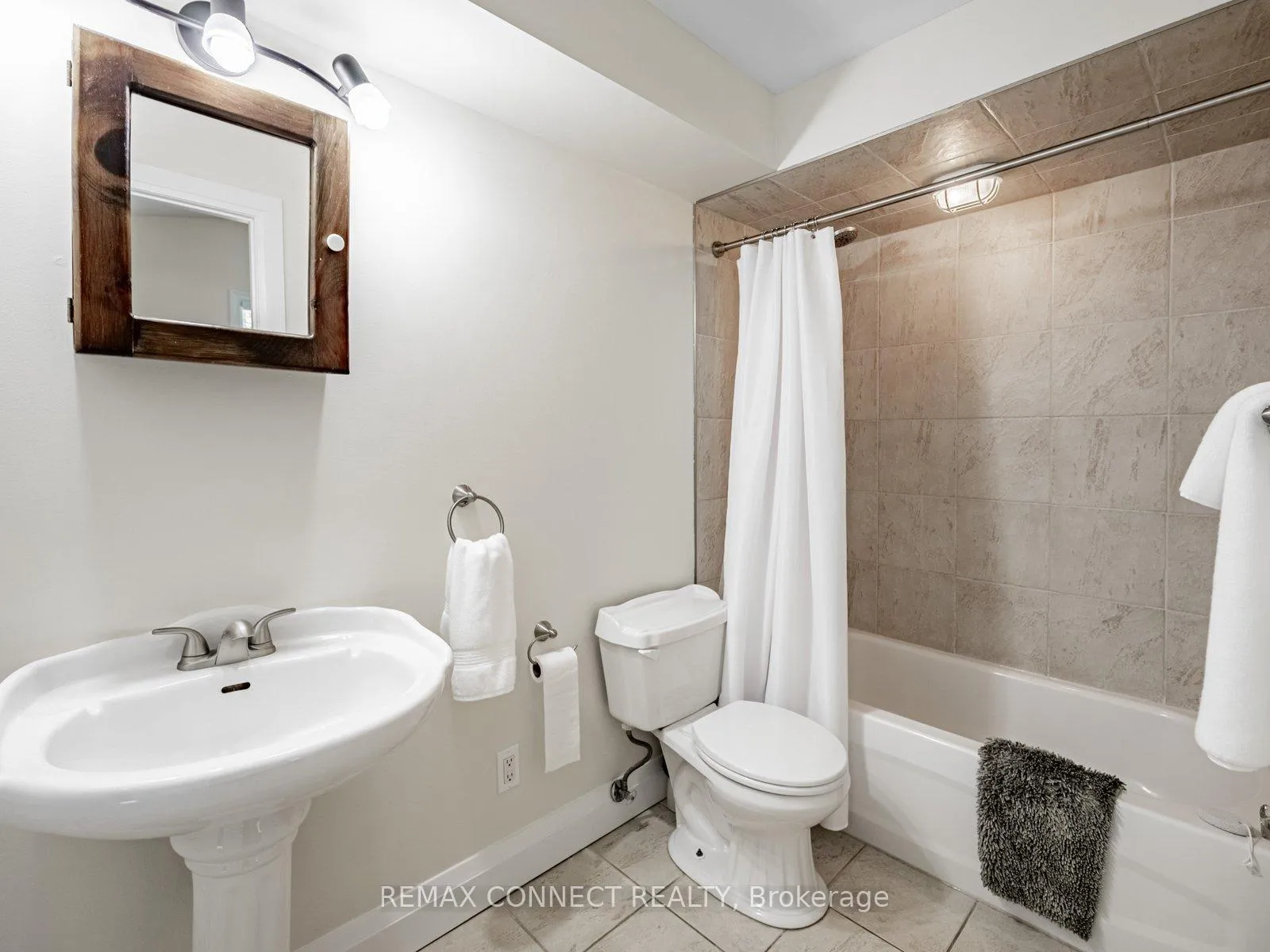 Photo 32 of 11215 Amos Drive, Milton, Brookville/Haltonville — HOMEH