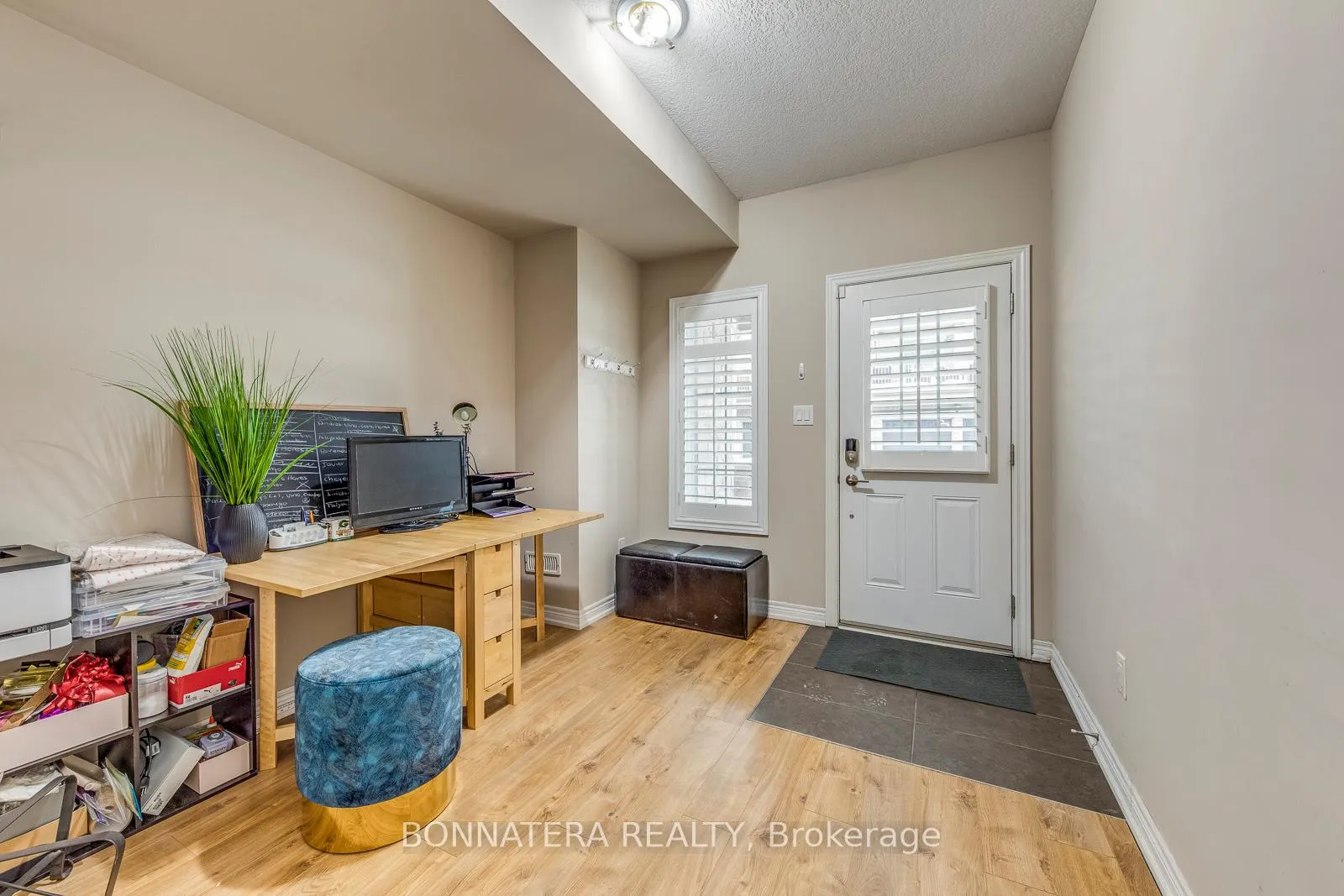 Photo 4 of Unit 16, 215 Dundas Street E, Hamilton, Waterdown — HOMEH